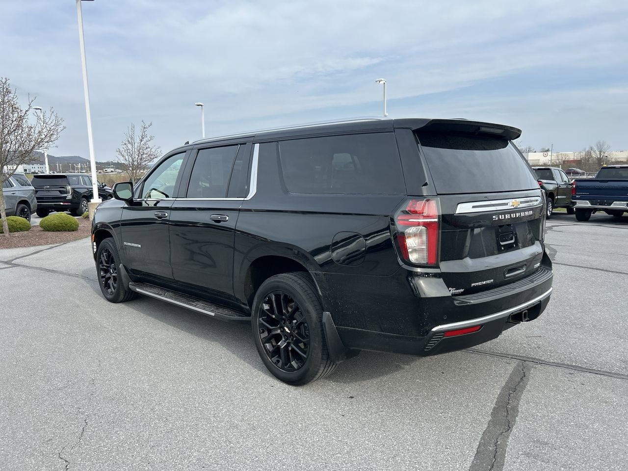 2023 Chevrolet Suburban Premier
