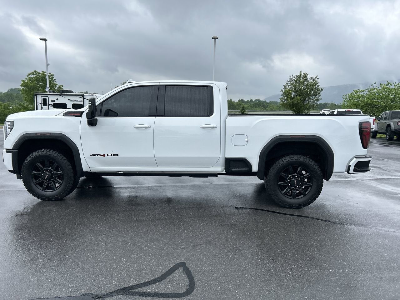 2024 GMC Sierra 2500HD AT4