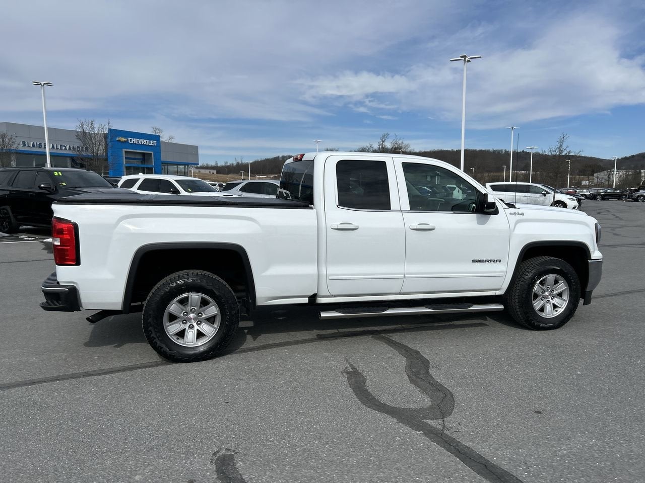 2017 GMC Sierra 1500 SLE