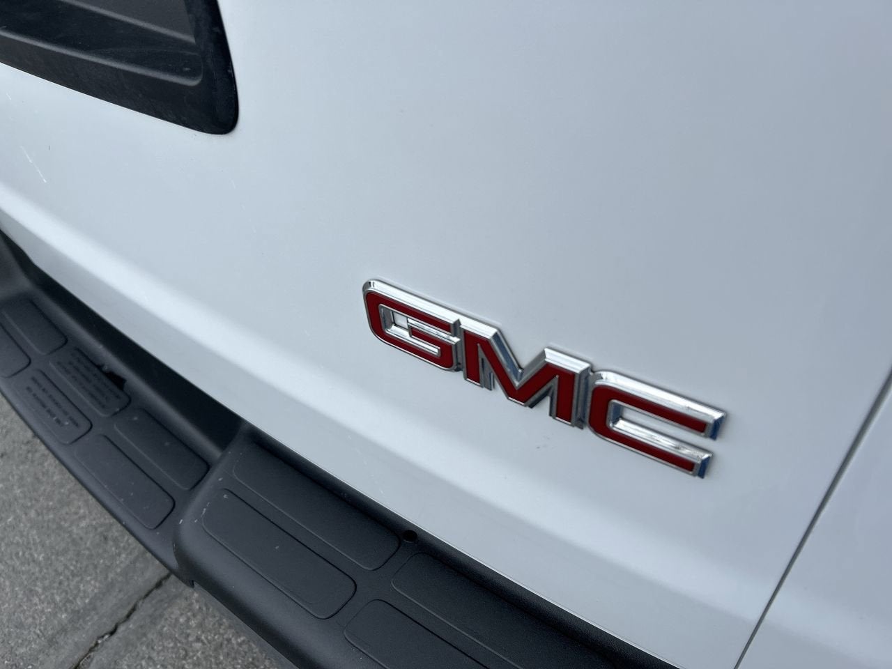 2024 GMC Savana Cargo Van 1WT