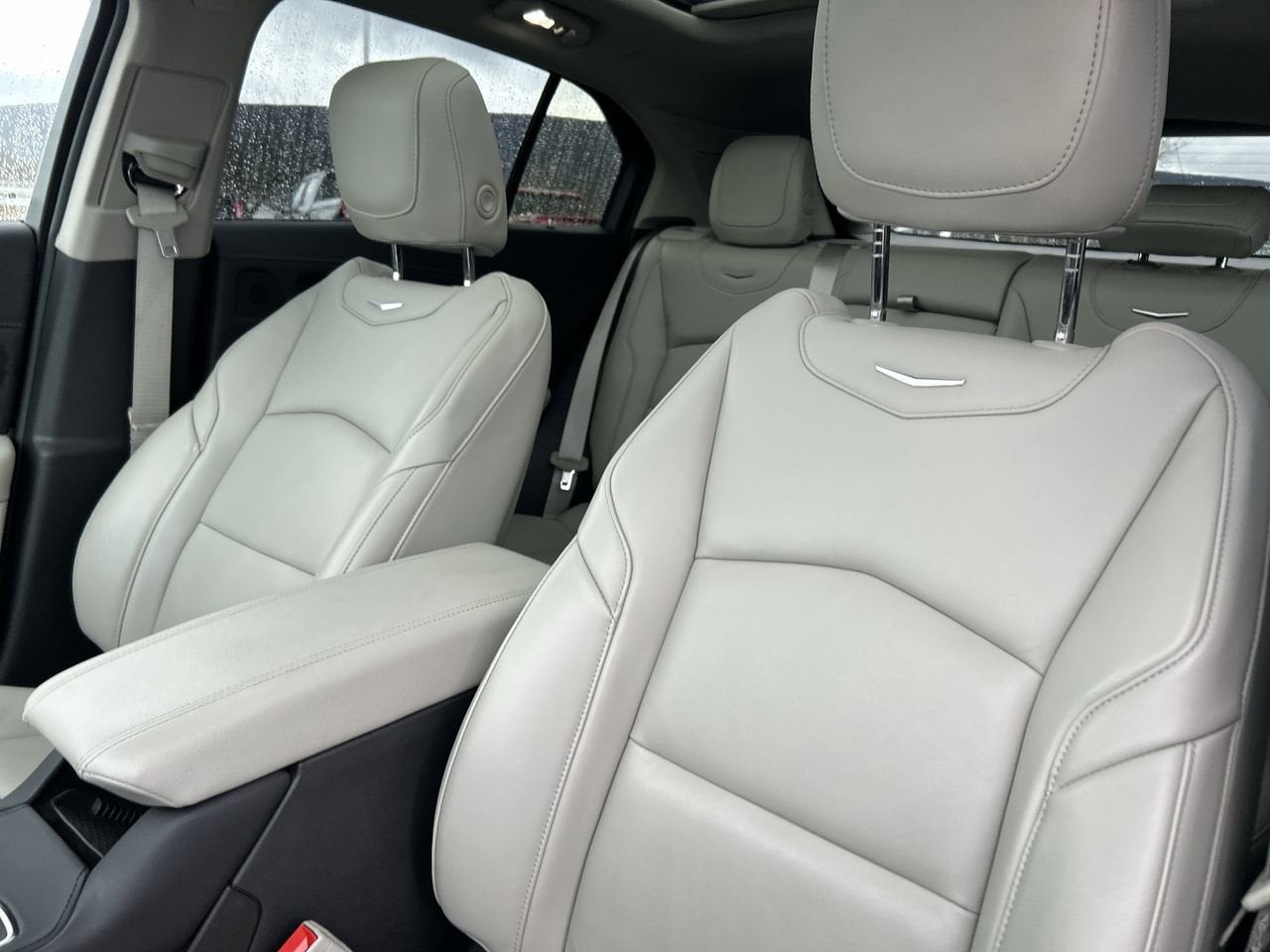 2022 Cadillac XT4 AWD Luxury