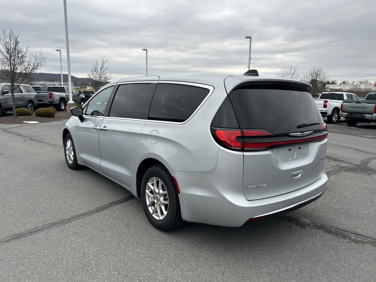 2024 Chrysler Pacifica Touring L