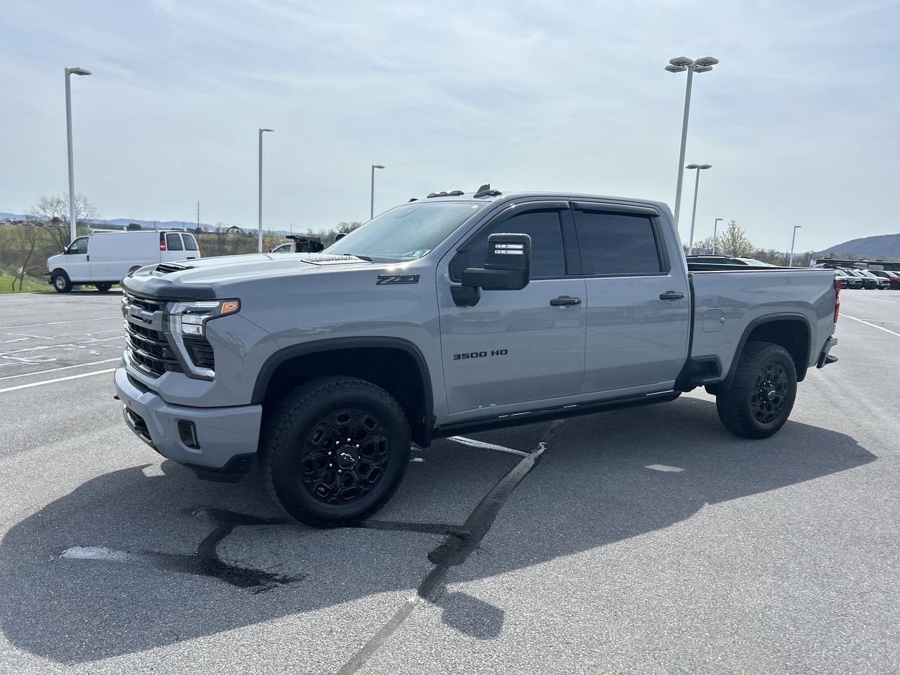 2024 Chevrolet Silverado 3500HD LTZ