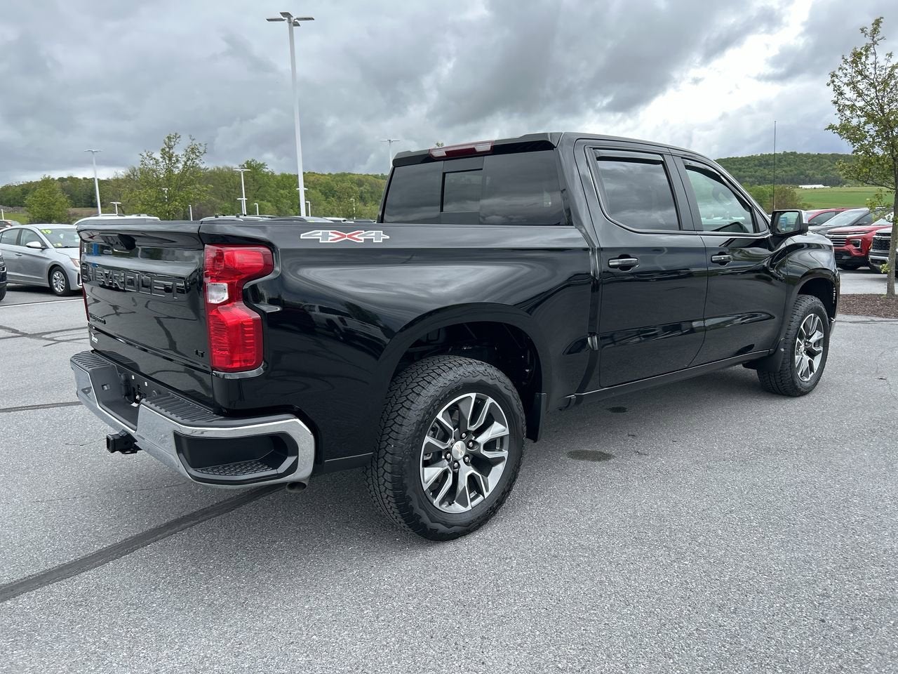 2025 Chevrolet Silverado 1500 LT