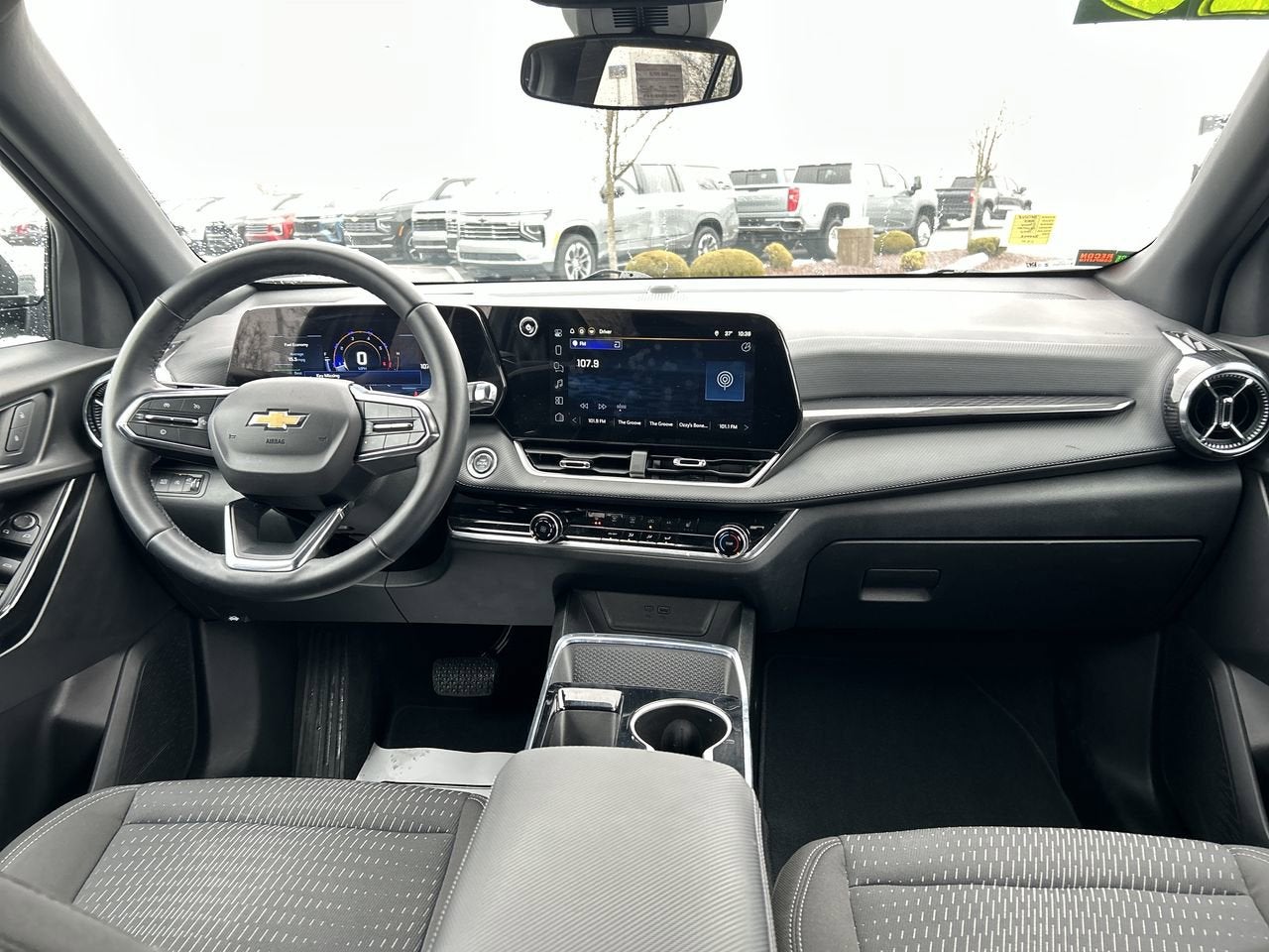 2025 Chevrolet Equinox AWD LT