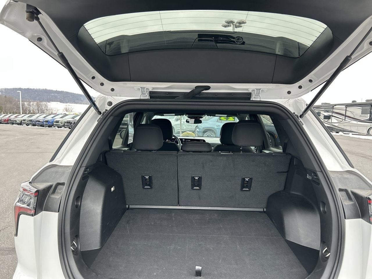 2025 Chevrolet Equinox AWD LT