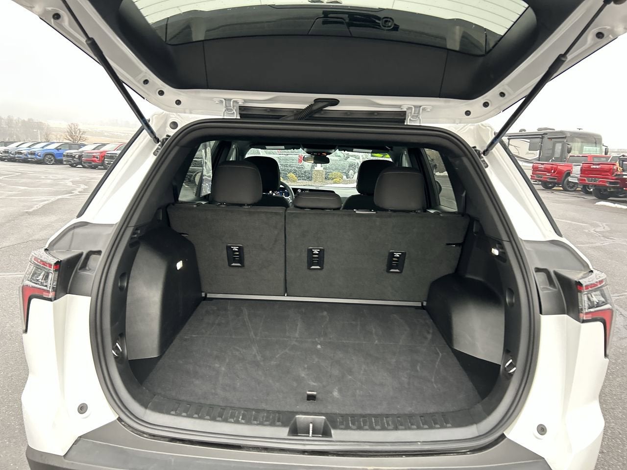 2025 Chevrolet Equinox AWD LT