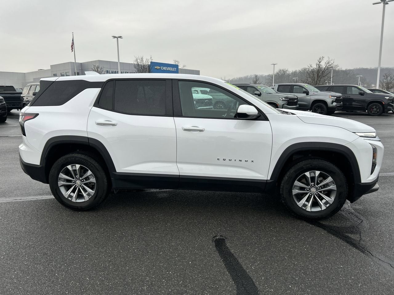 2025 Chevrolet Equinox AWD LT