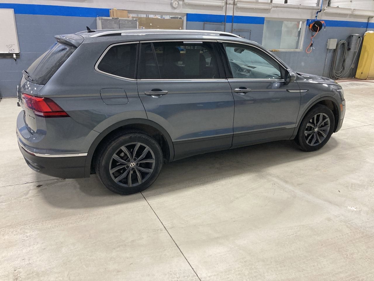 2022 Volkswagen Tiguan SE