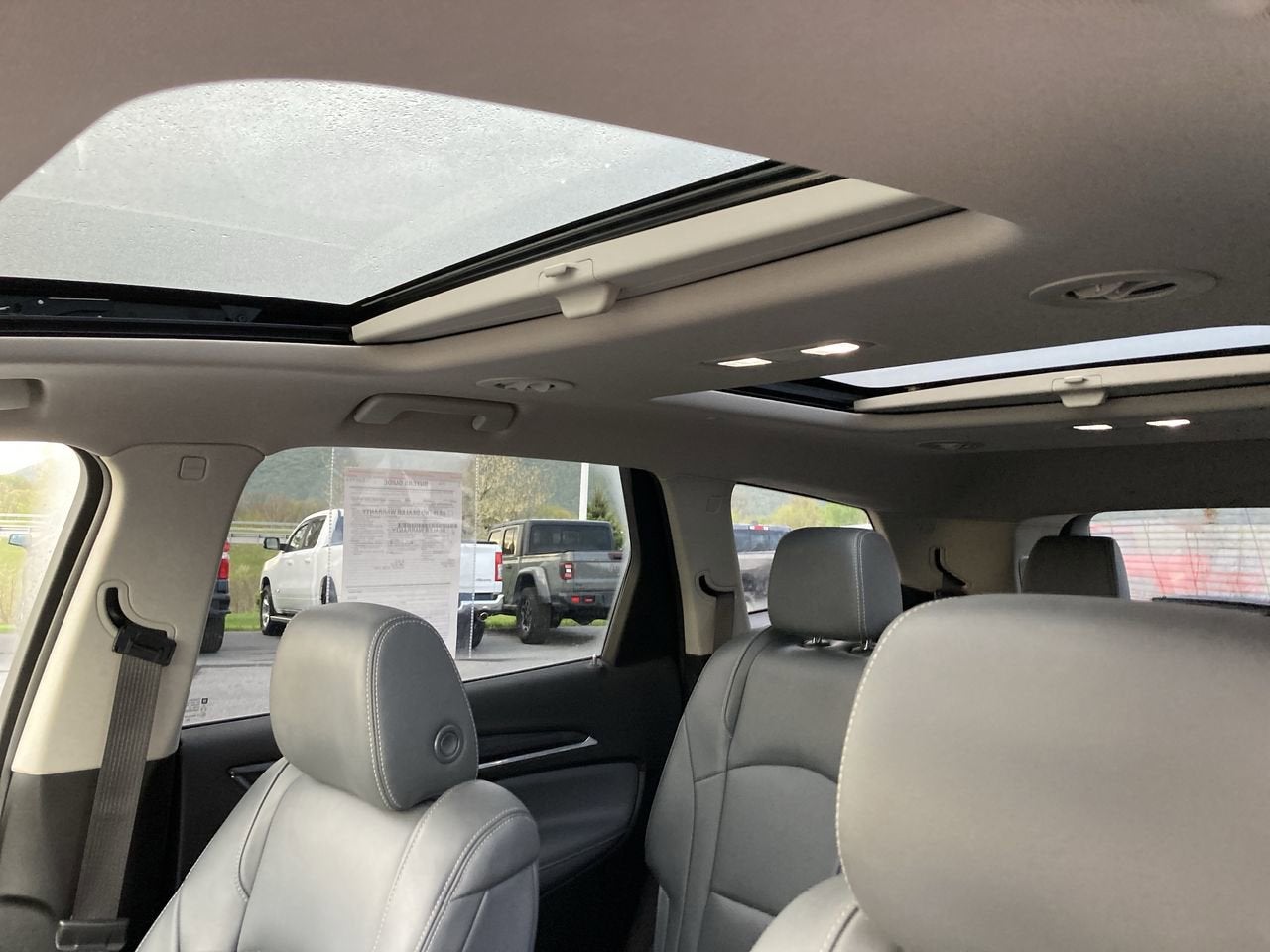 2020 Buick Enclave Essence