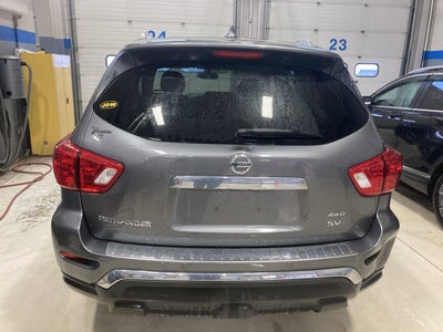 2020 Nissan Pathfinder SV