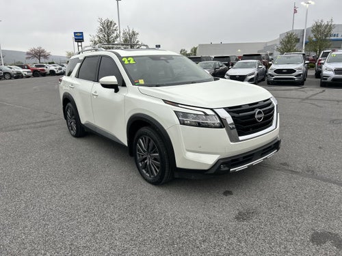 2022 Nissan Pathfinder SL