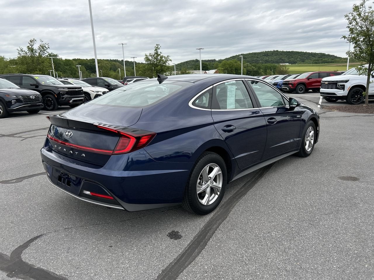2022 Hyundai SONATA SE