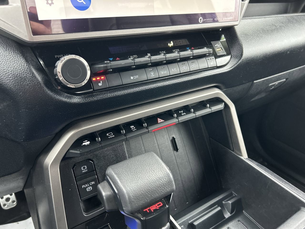 2022 Toyota Tundra 4WD SR5