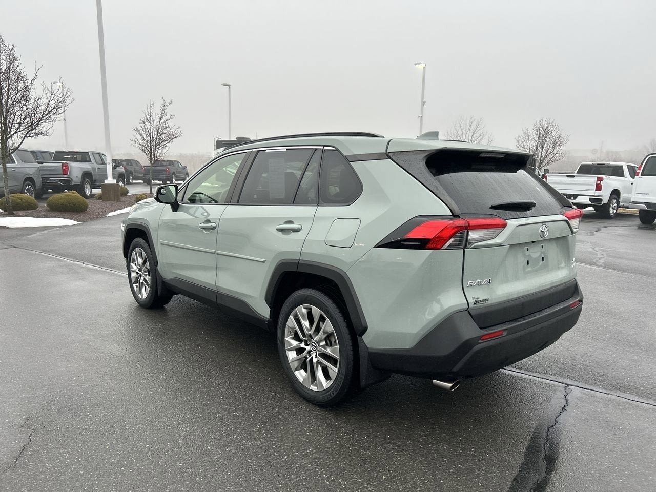 2019 Toyota RAV4 XLE Premium