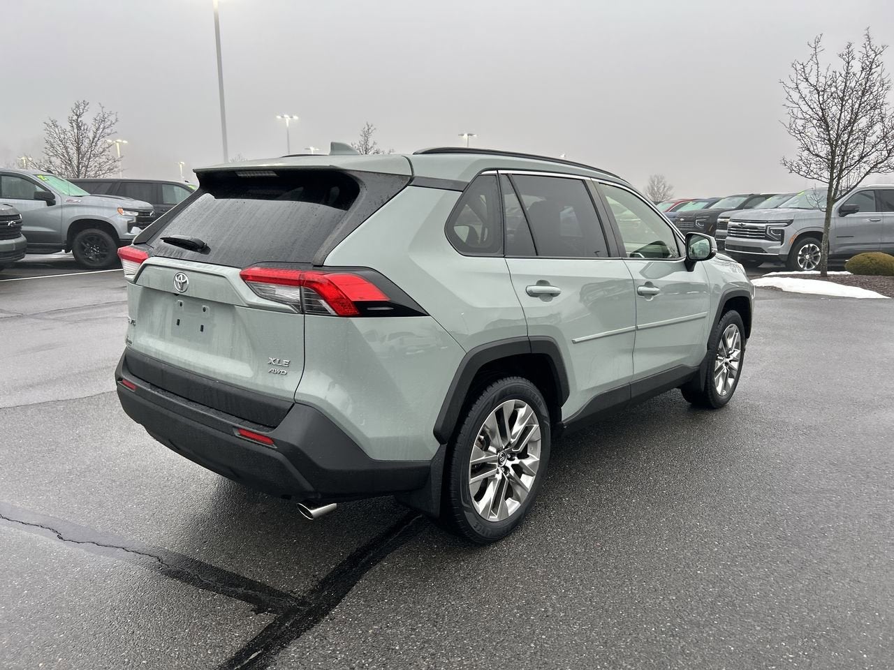 2019 Toyota RAV4 XLE Premium