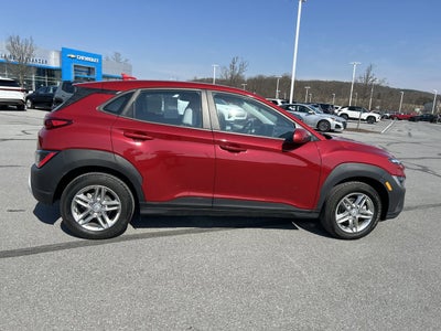 2022 Hyundai KONA SE