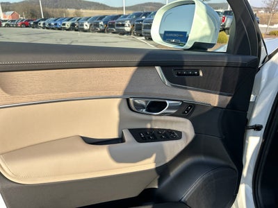 2026 Volvo XC90 Plus