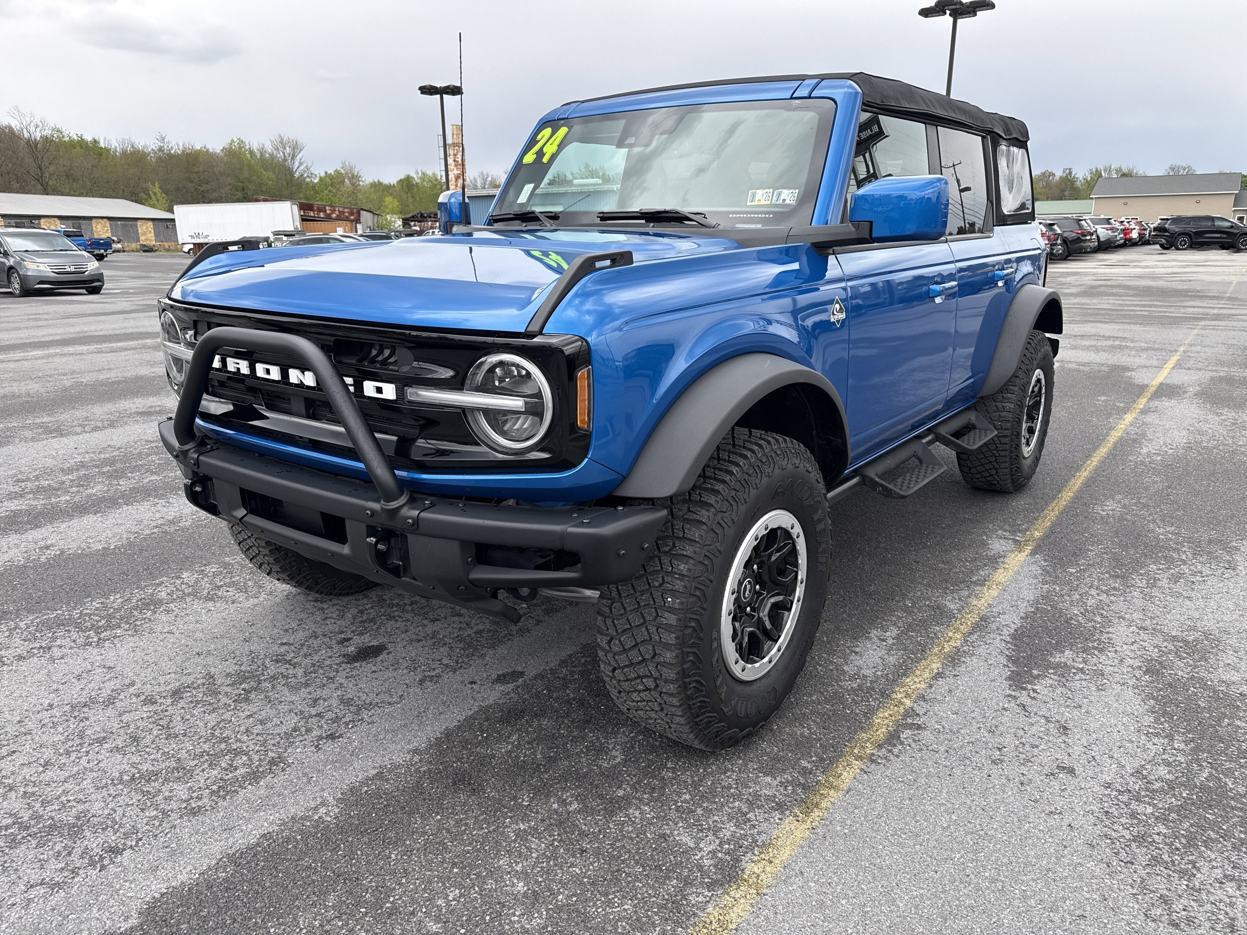 2024 Ford Bronco Outer Banks
