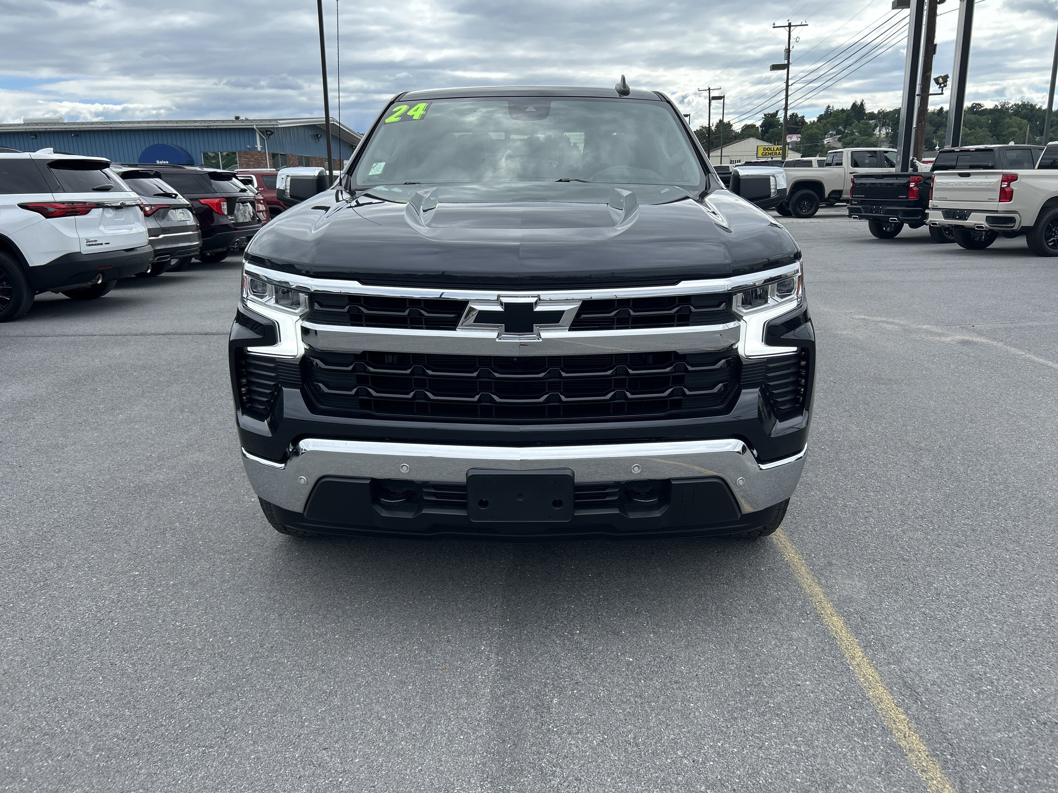 2024 Chevrolet Silverado 1500 LT