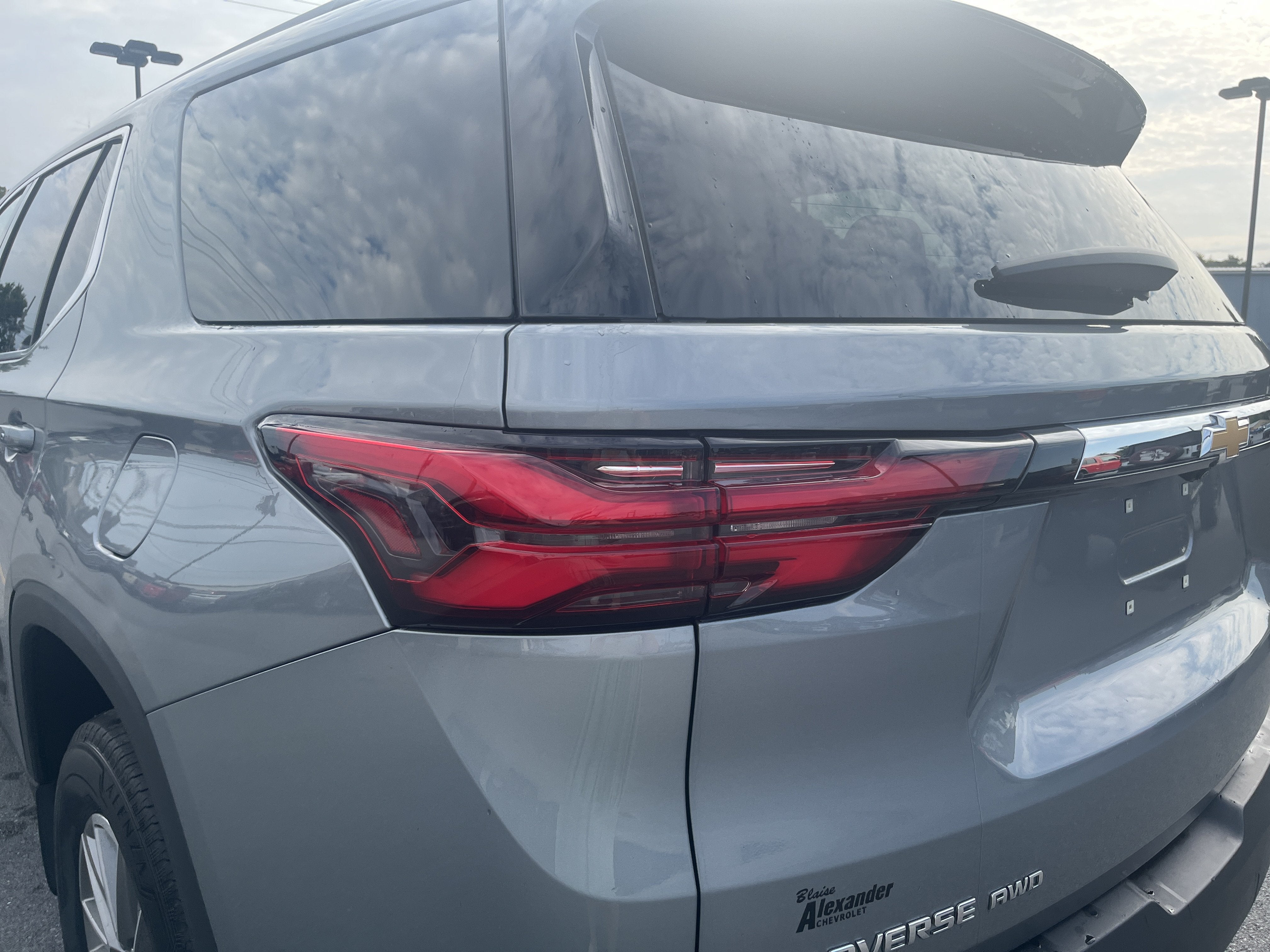 2023 Chevrolet Traverse LT Cloth