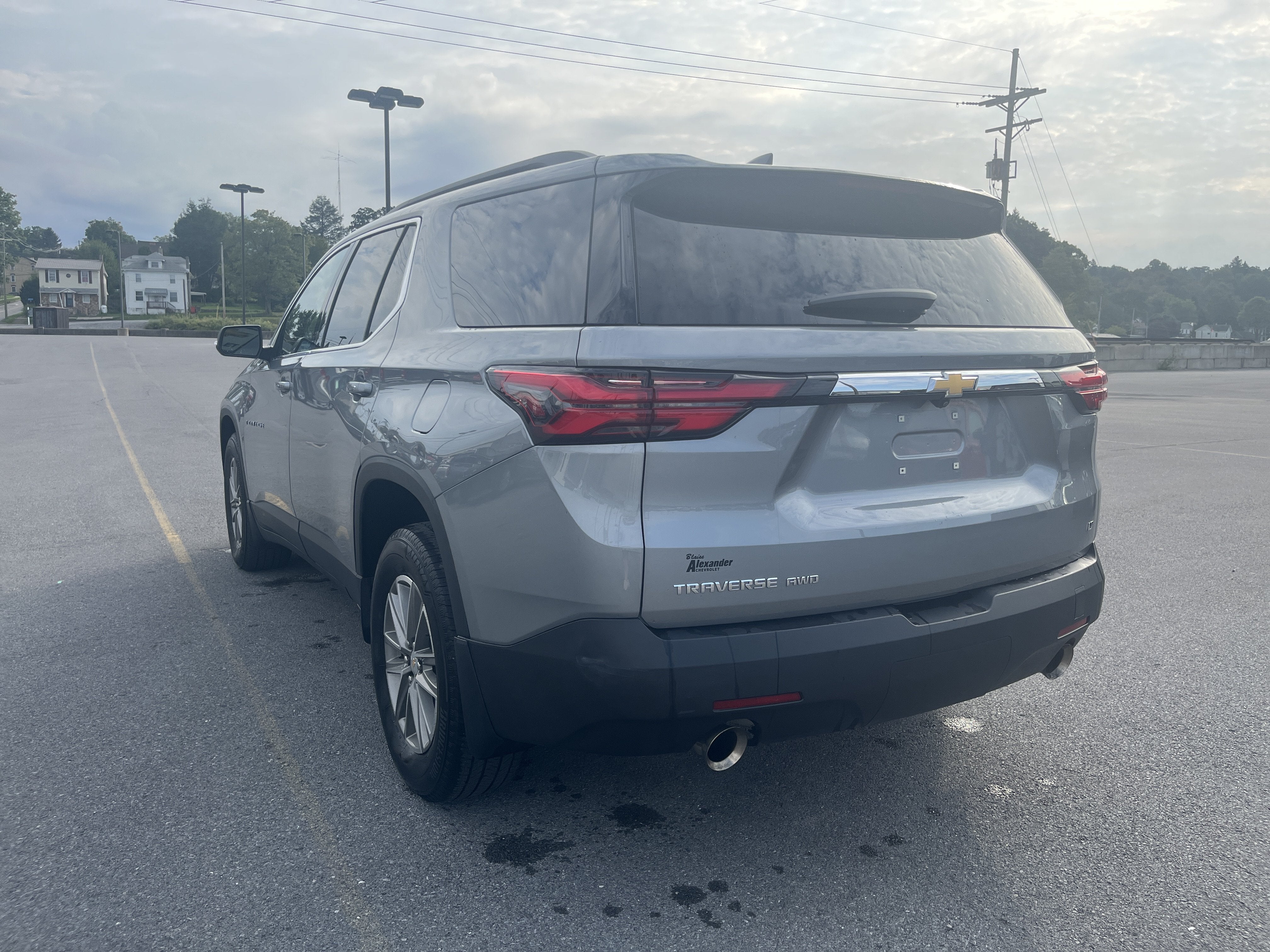2023 Chevrolet Traverse LT Cloth