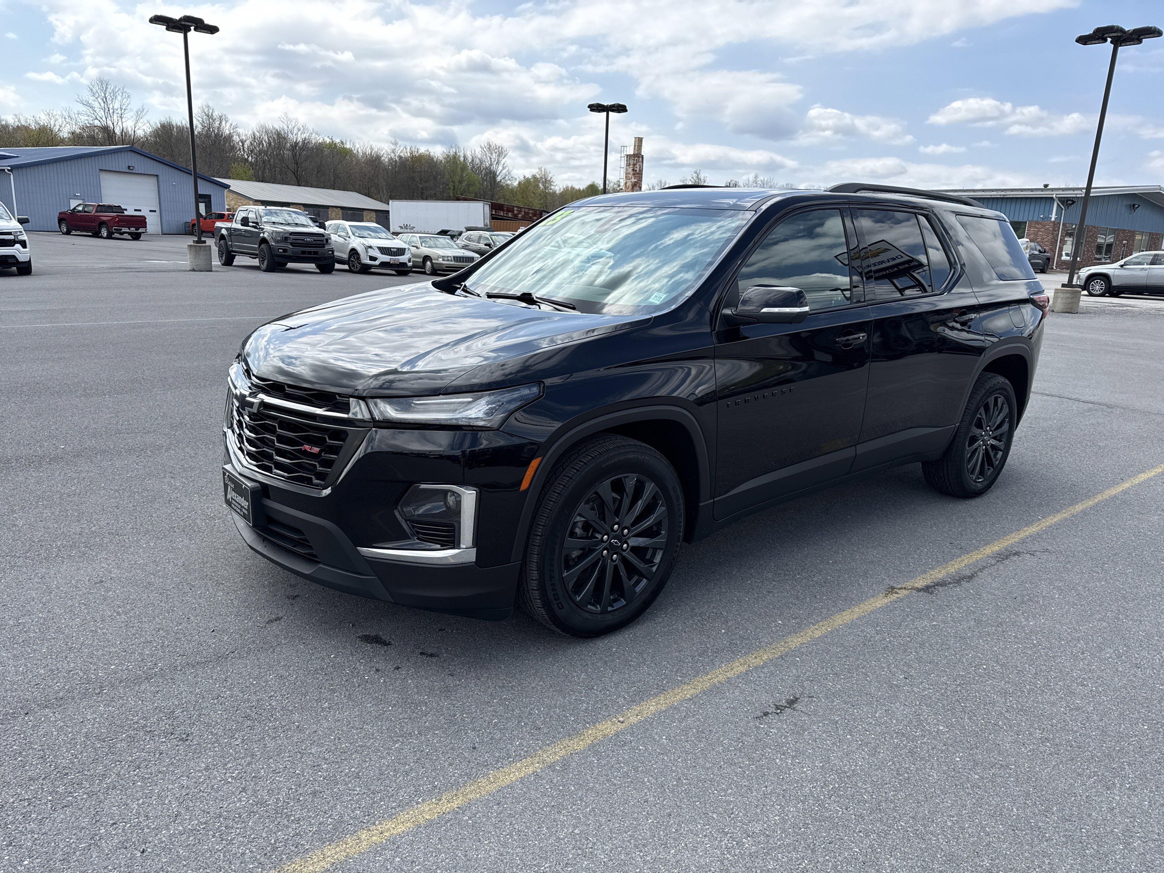 2023 Chevrolet Traverse RS