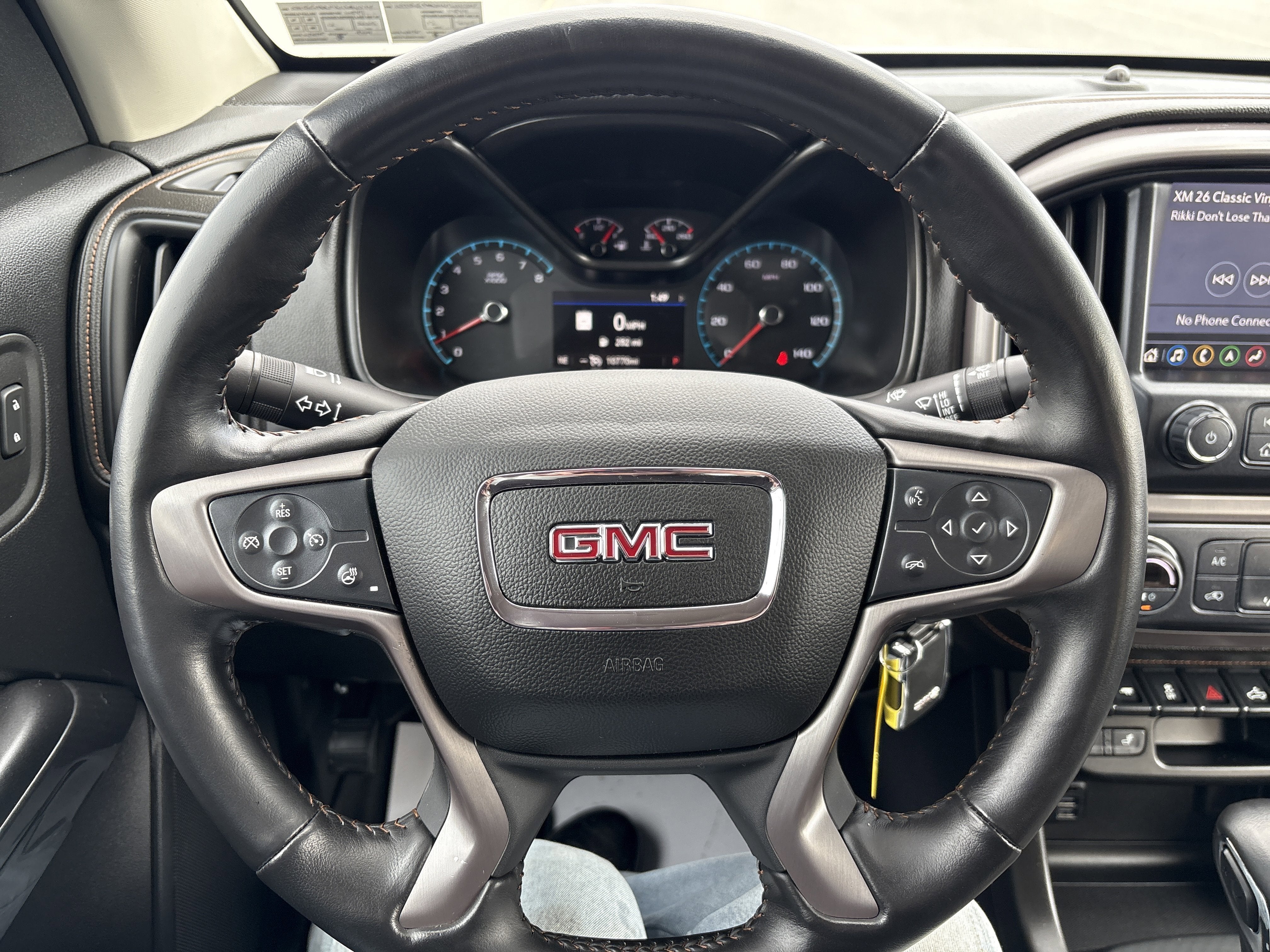 2022 GMC Canyon AT4 - Leather