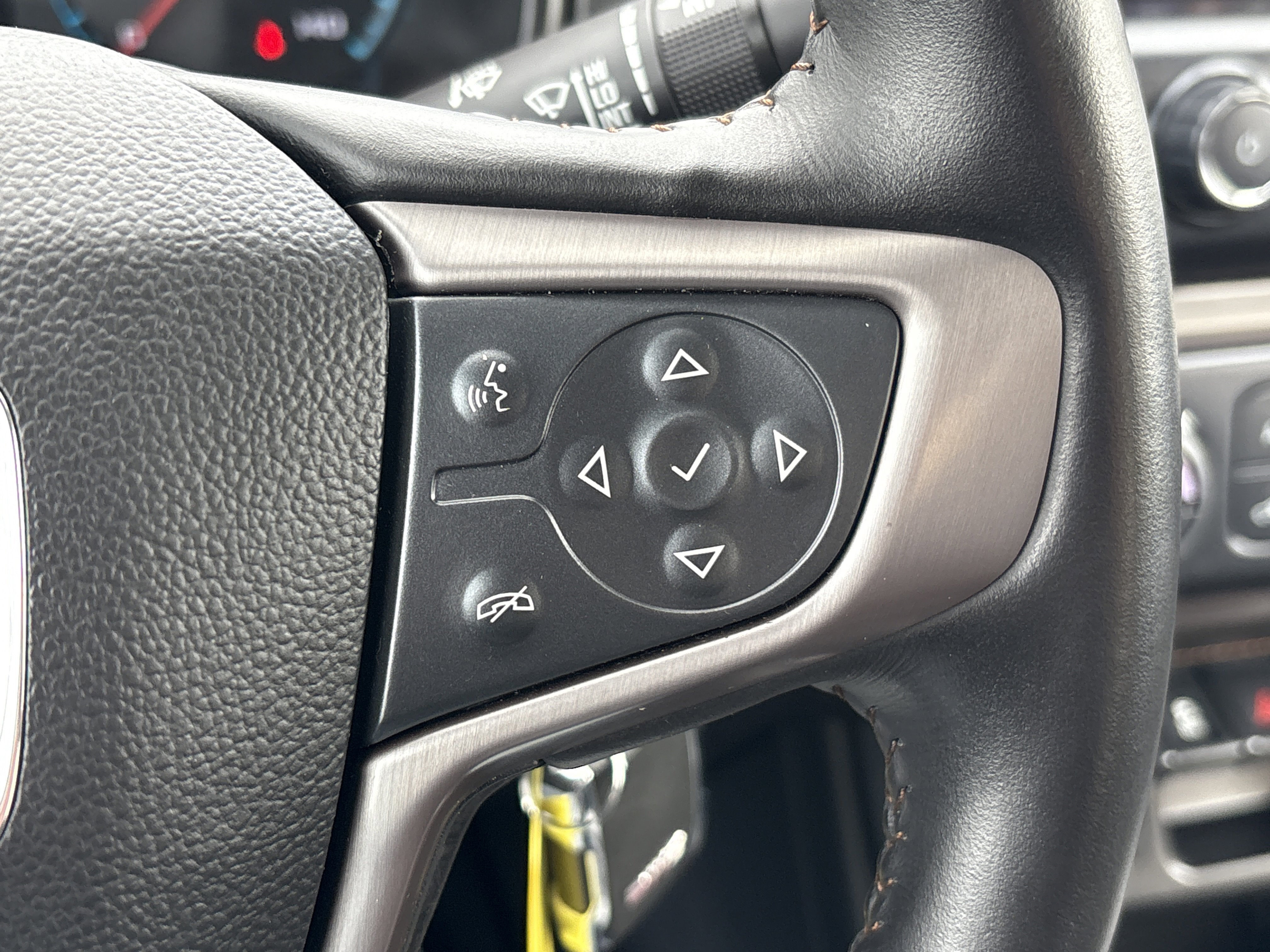 2022 GMC Canyon AT4 - Leather