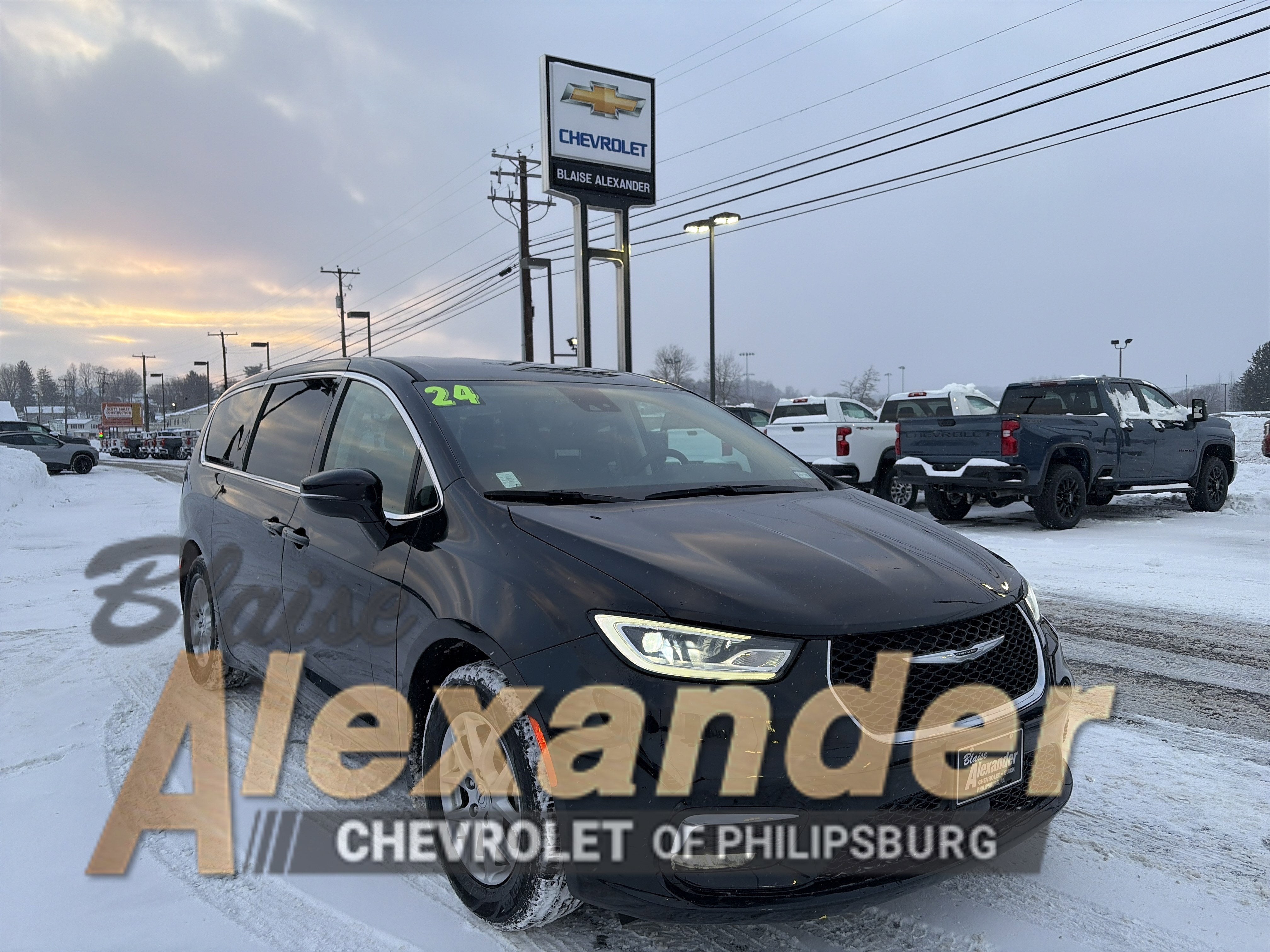 2024 Chrysler Pacifica Touring L