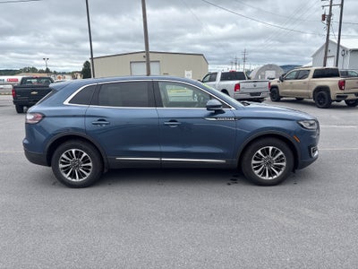 2019 Lincoln Nautilus Select