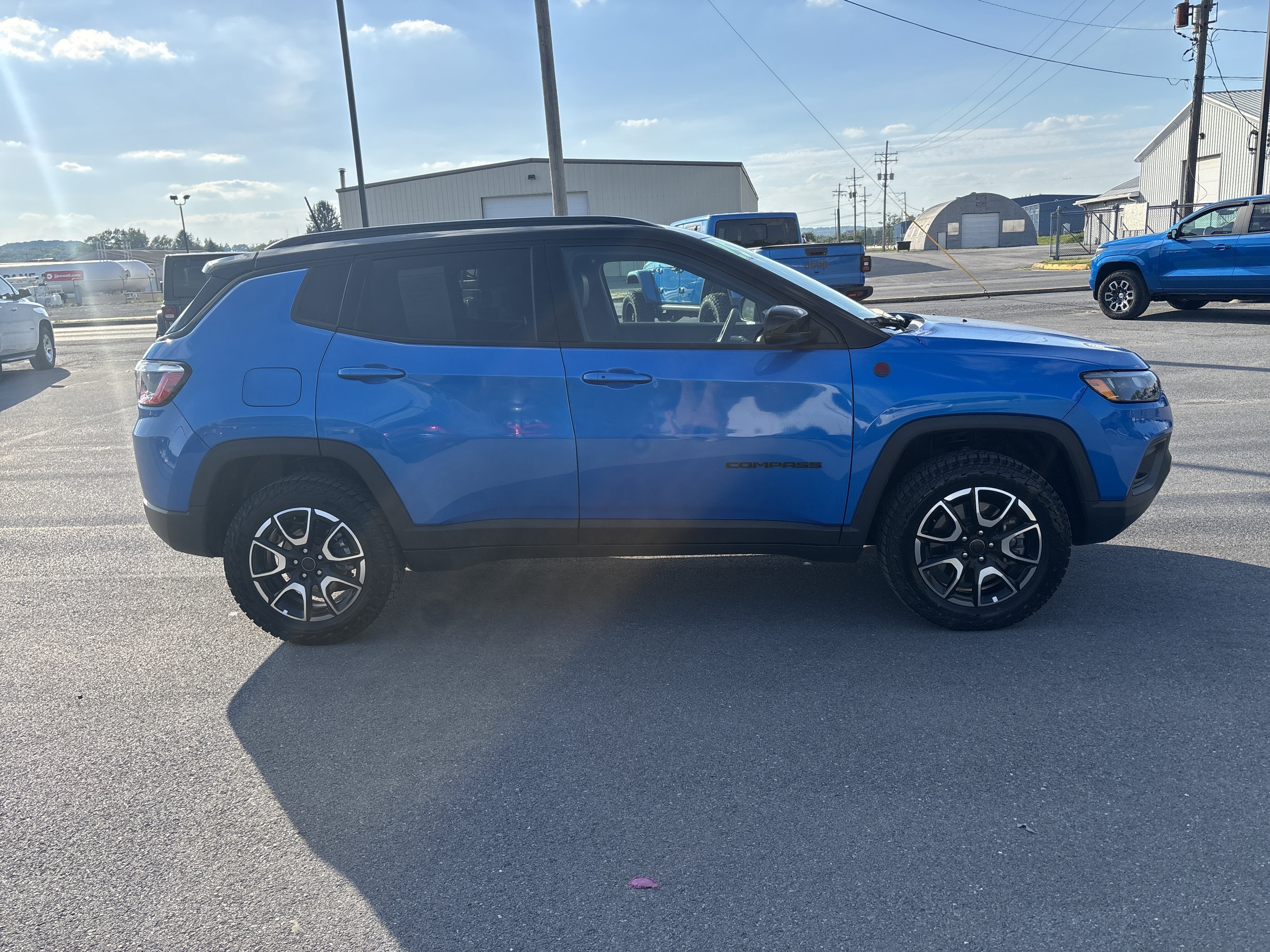 2025 Jeep Compass Trailhawk