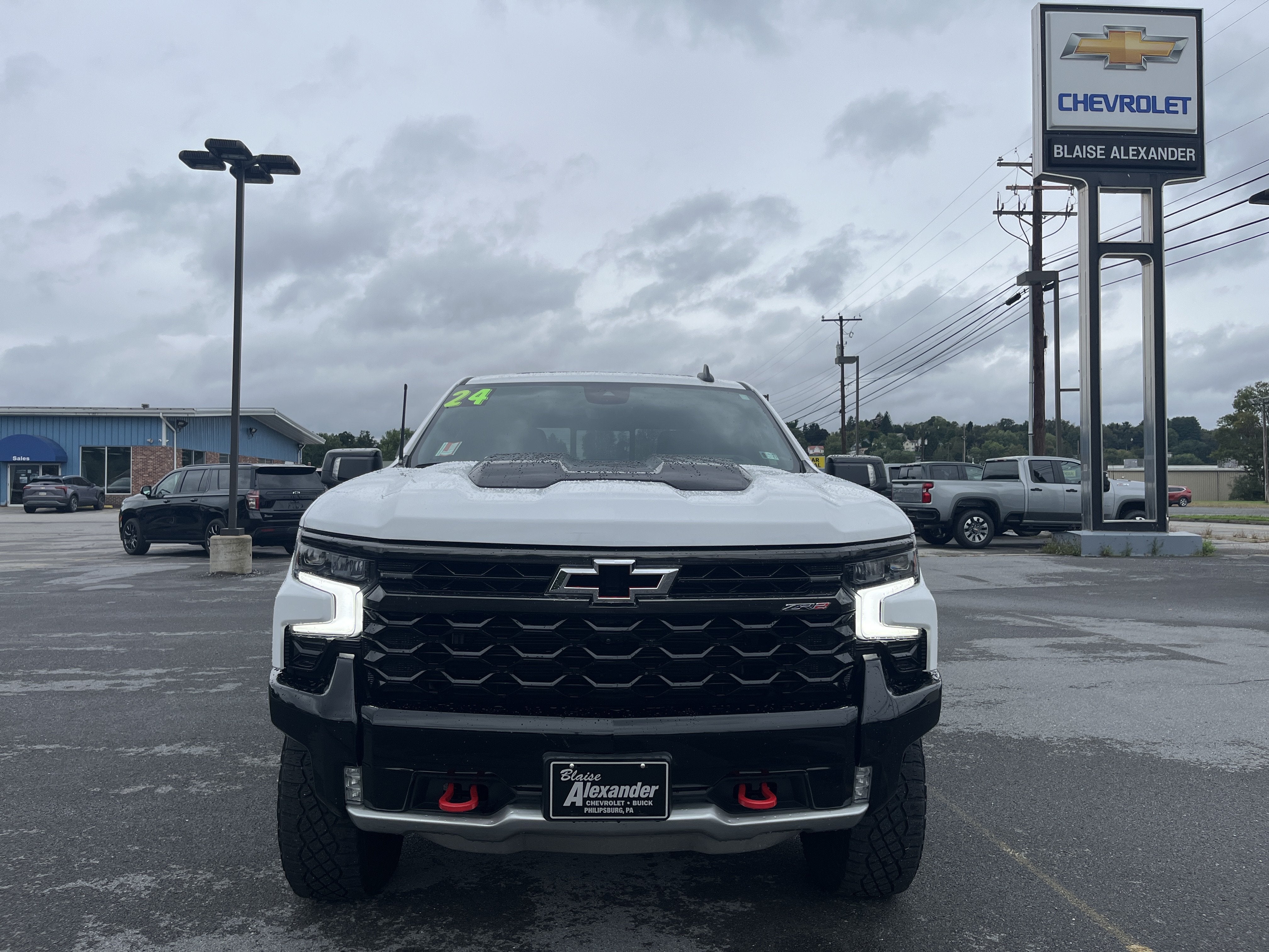 2024 Chevrolet Silverado 1500 ZR2