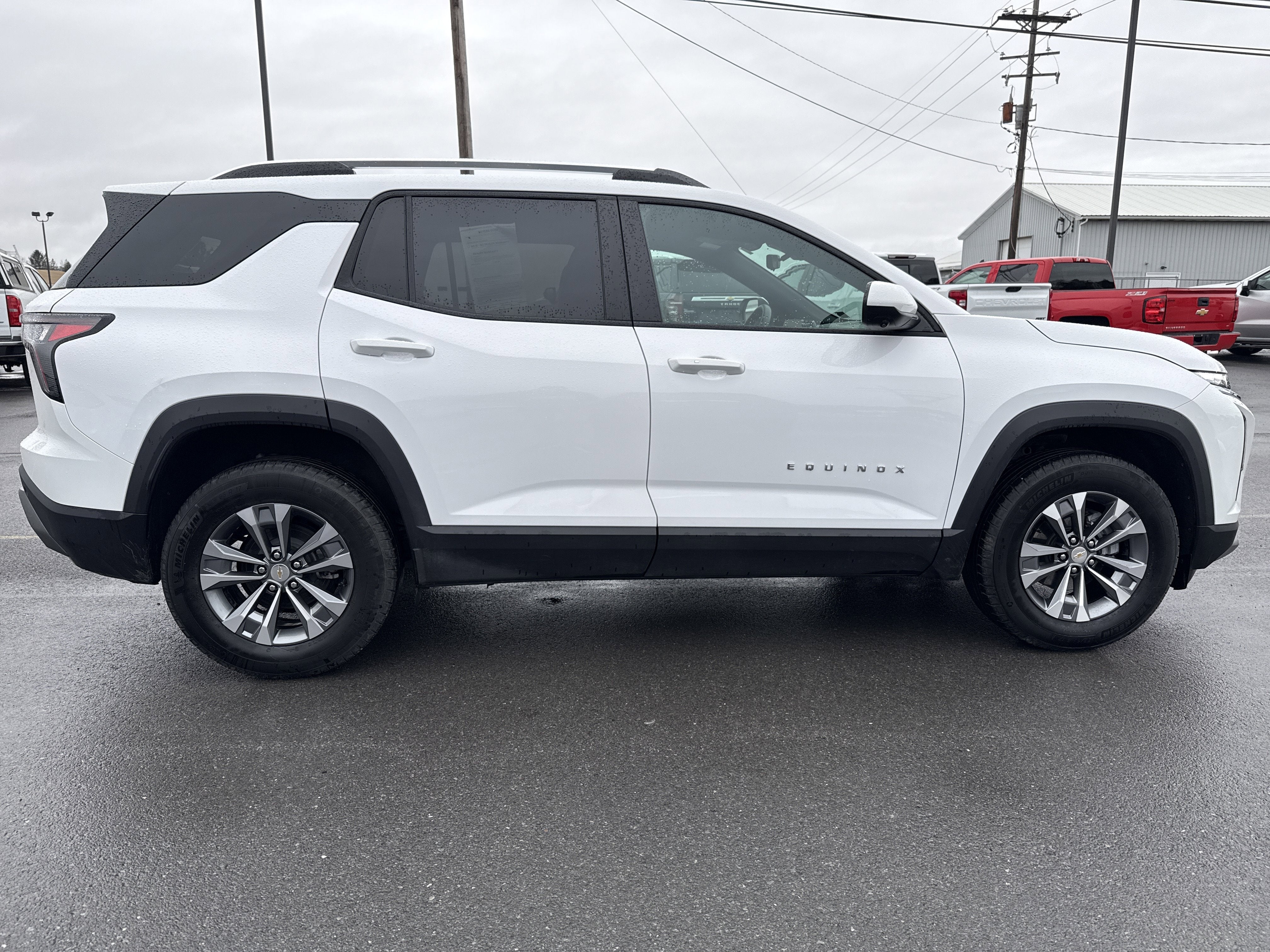 2025 Chevrolet Equinox LT