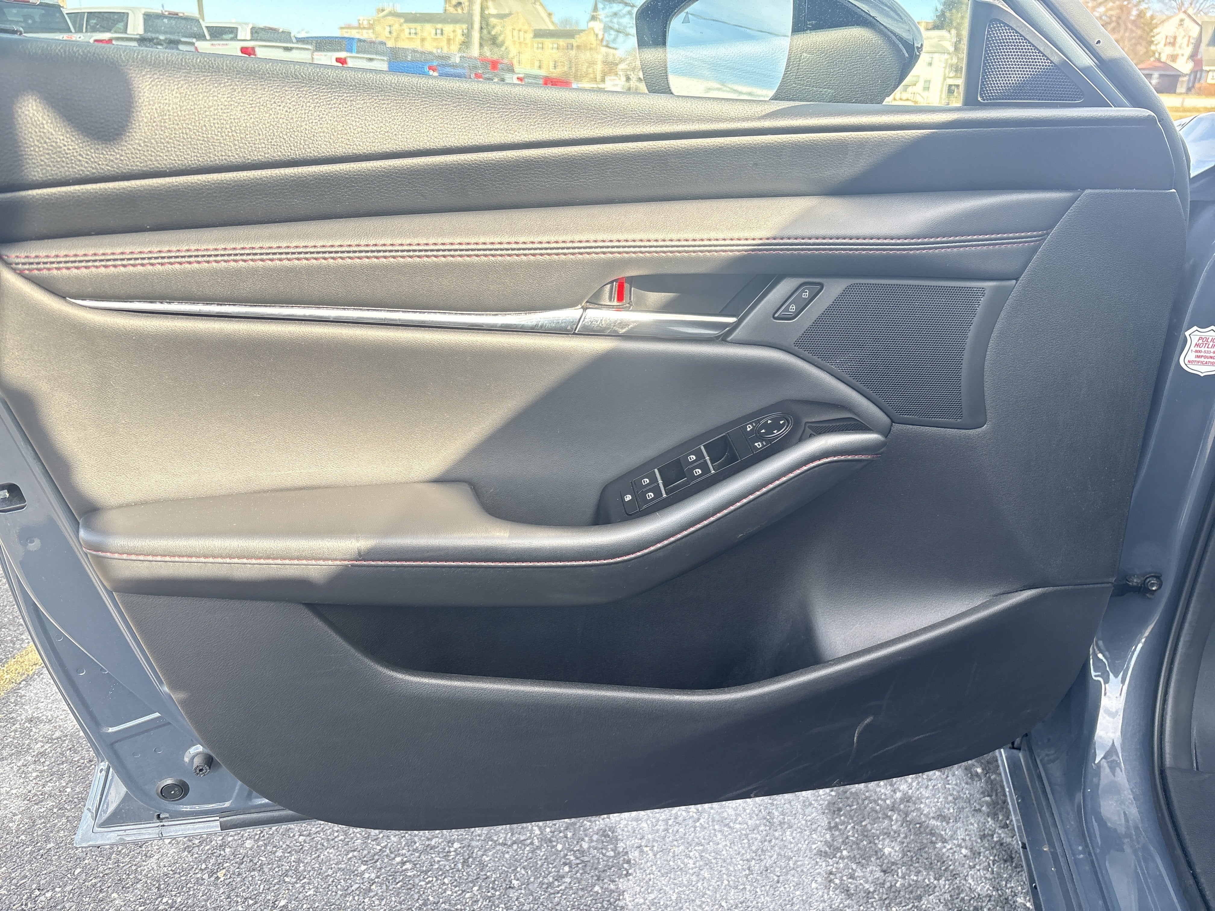 2025 Mazda Mazda3 Sedan 2.5 S Carbon Edition