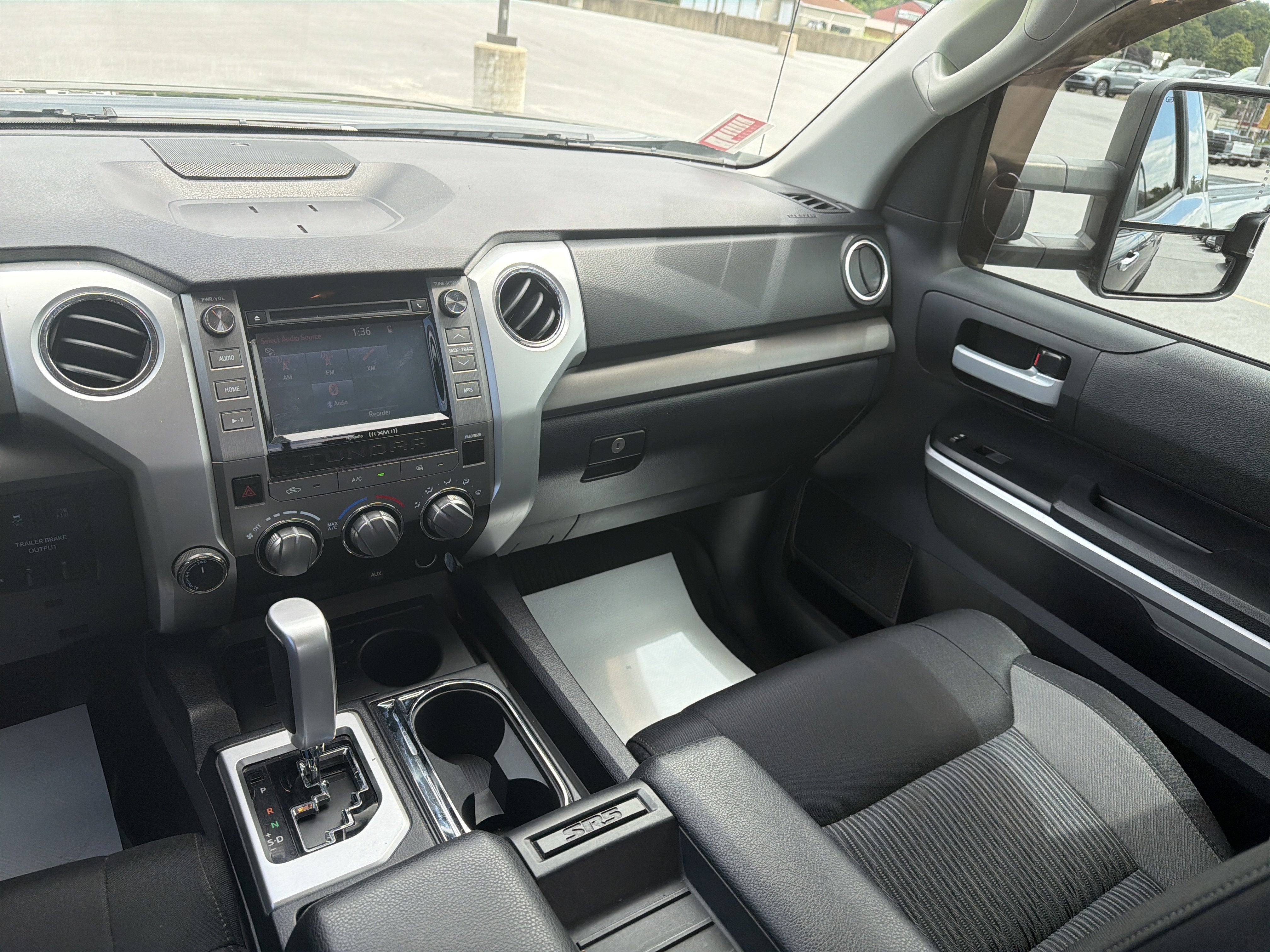 2016 Toyota Tundra 4WD Truck SR