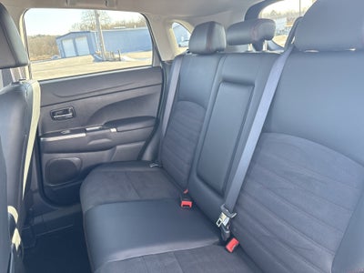 2025 Mitsubishi Outlander Sport S