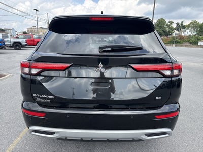 2024 Mitsubishi Outlander SE