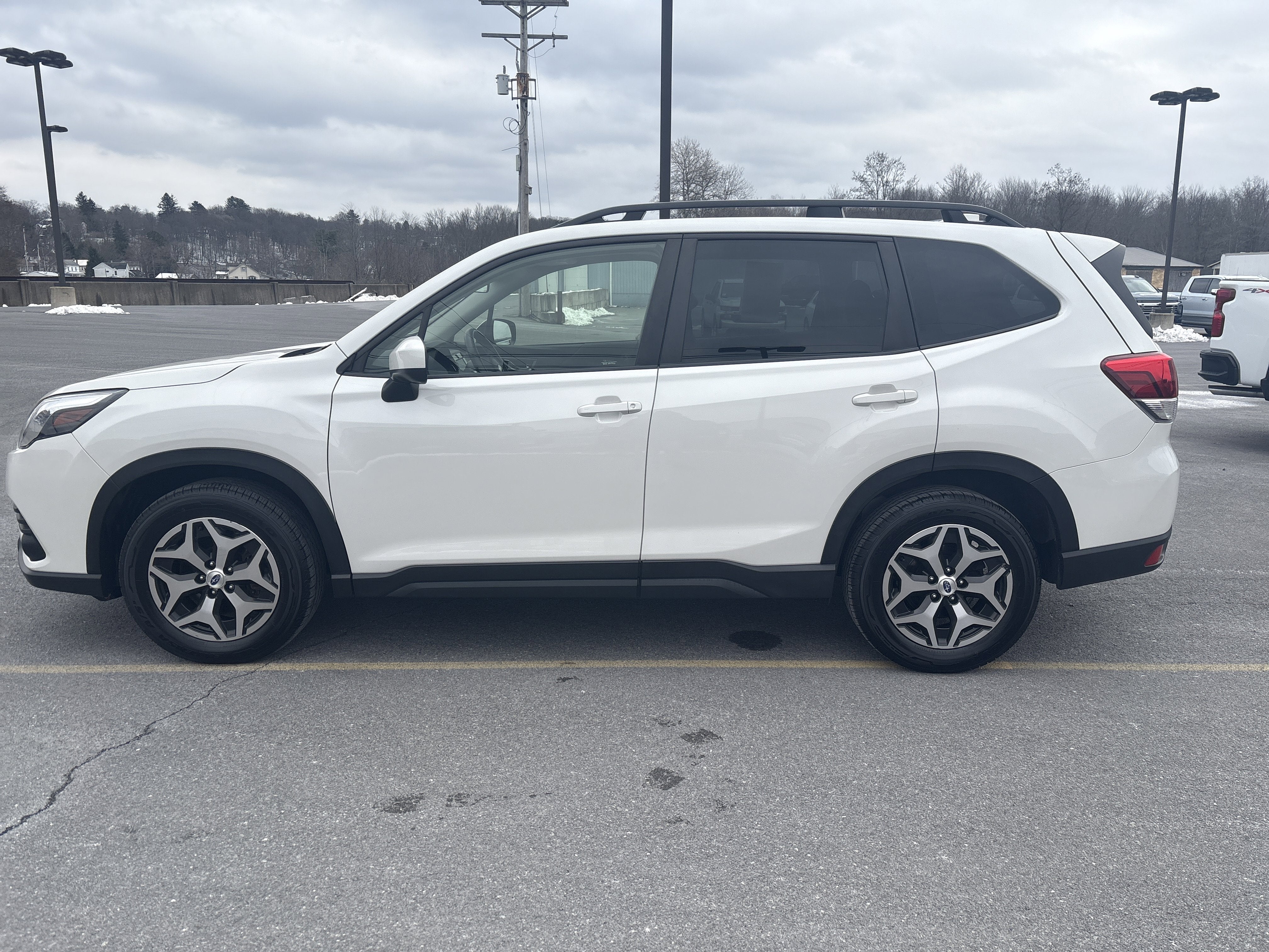 2023 Subaru Forester Premium