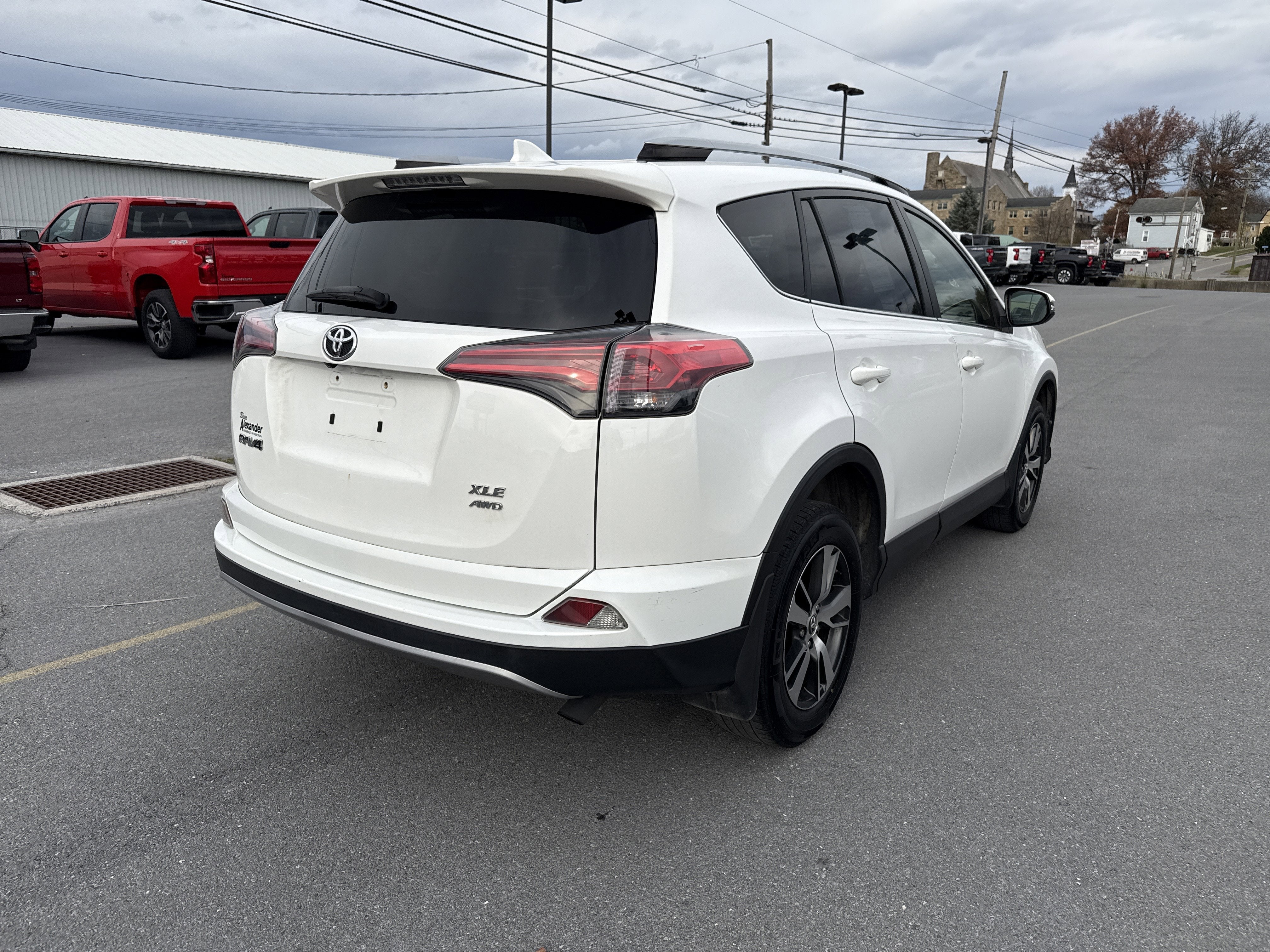 2018 Toyota RAV4 XLE