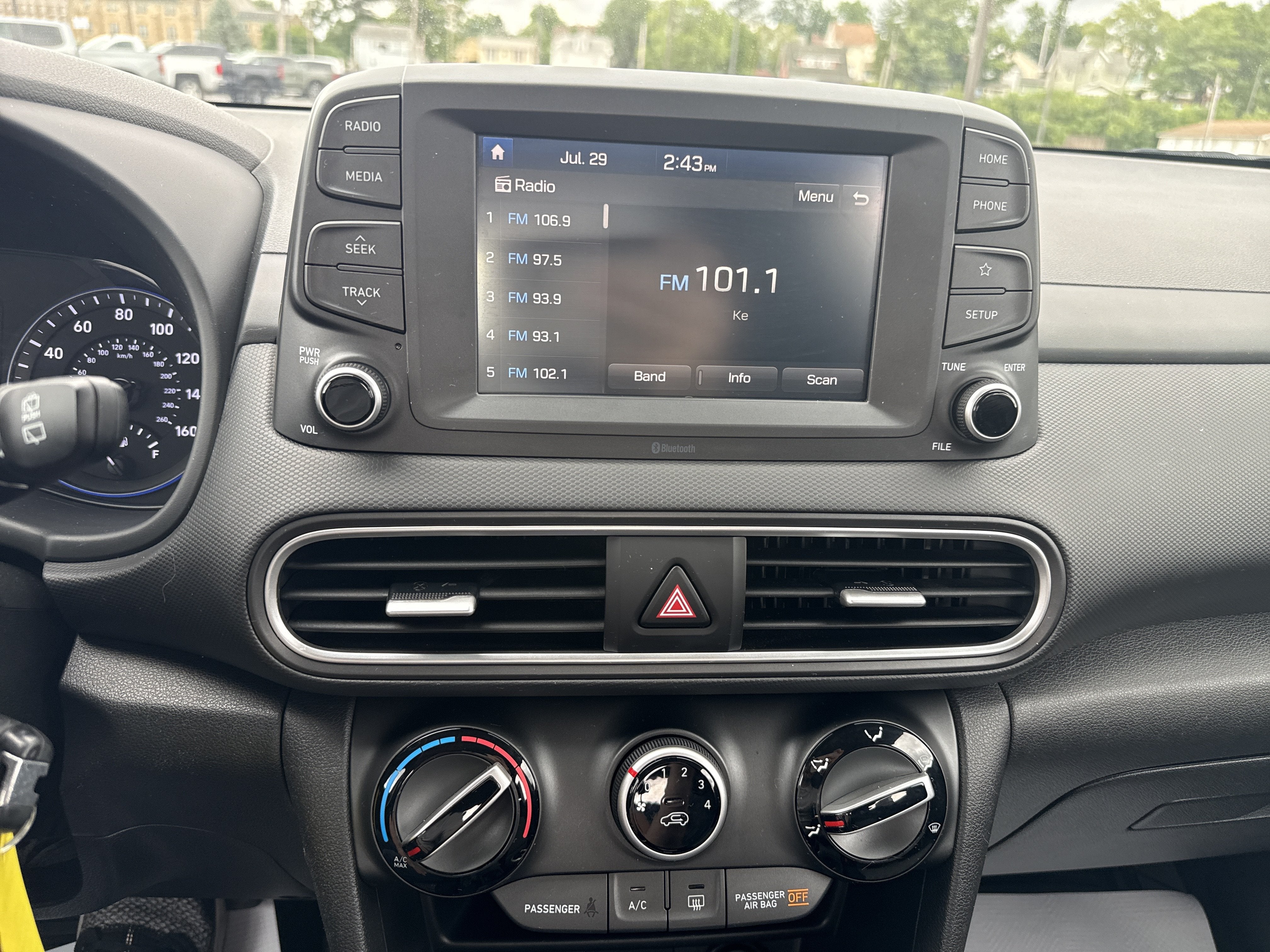 2020 Hyundai KONA SE