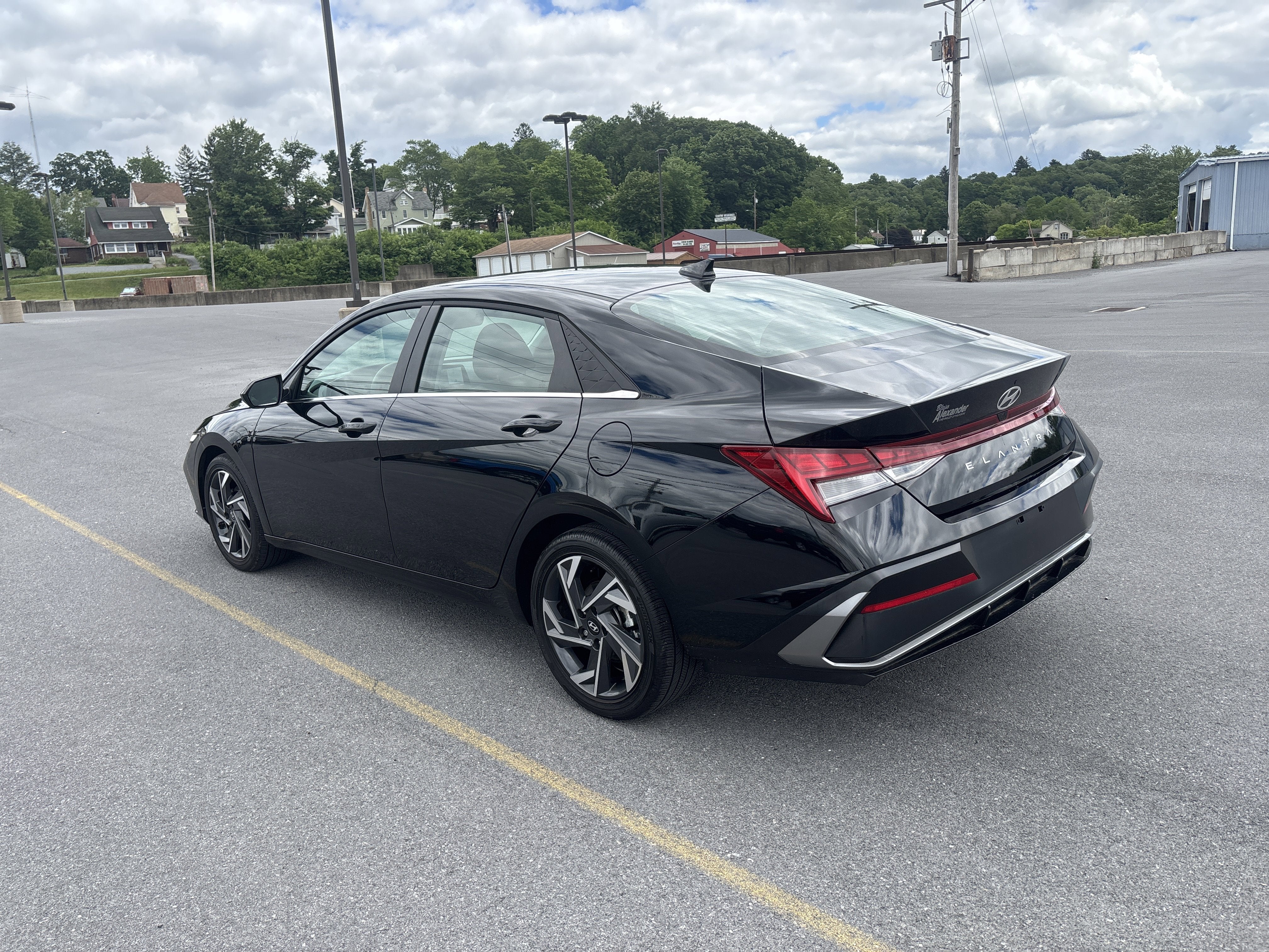 2025 Hyundai ELANTRA SEL Convenience