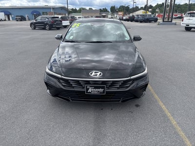 2025 Hyundai ELANTRA SEL Convenience