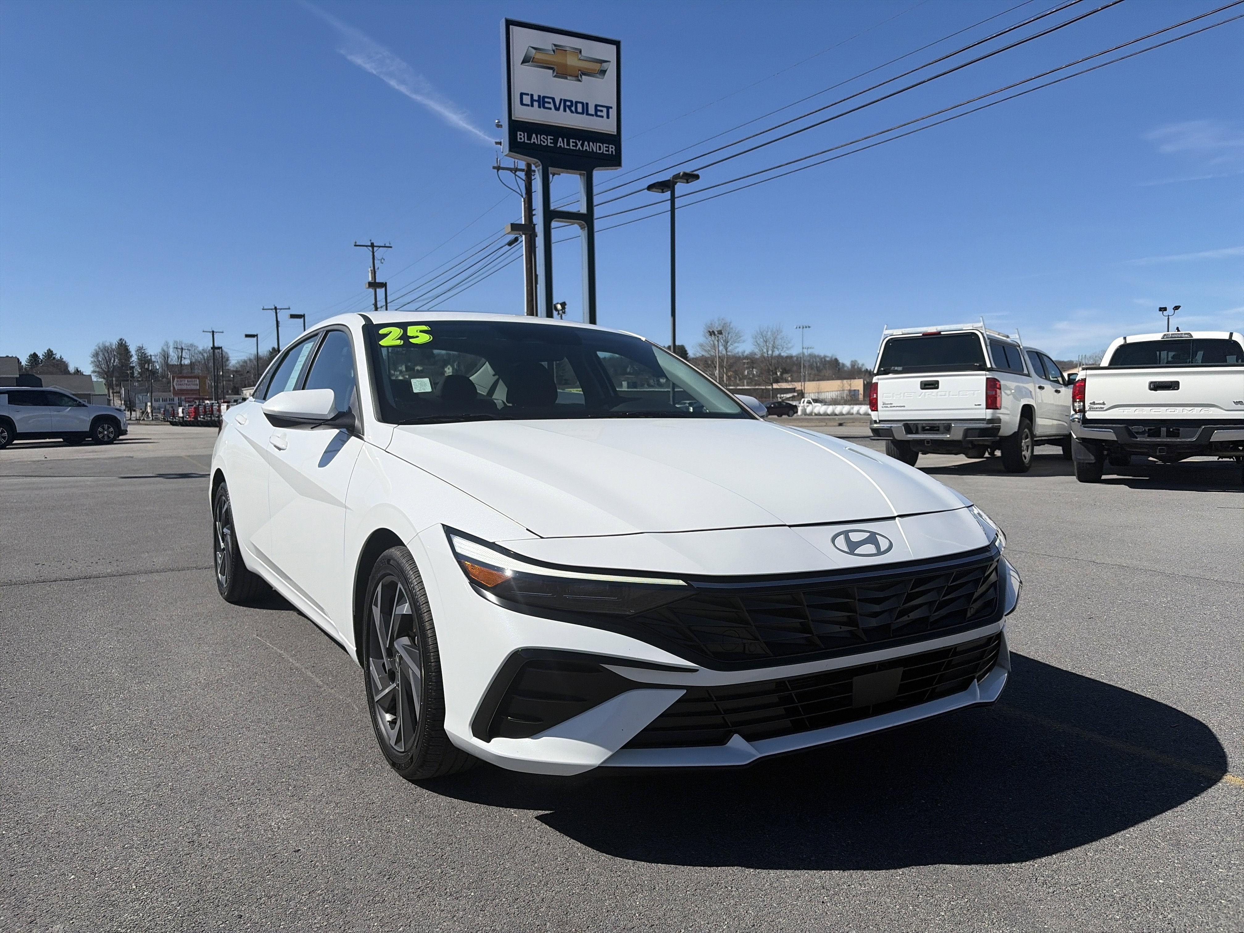 2025 Hyundai ELANTRA SEL Convenience