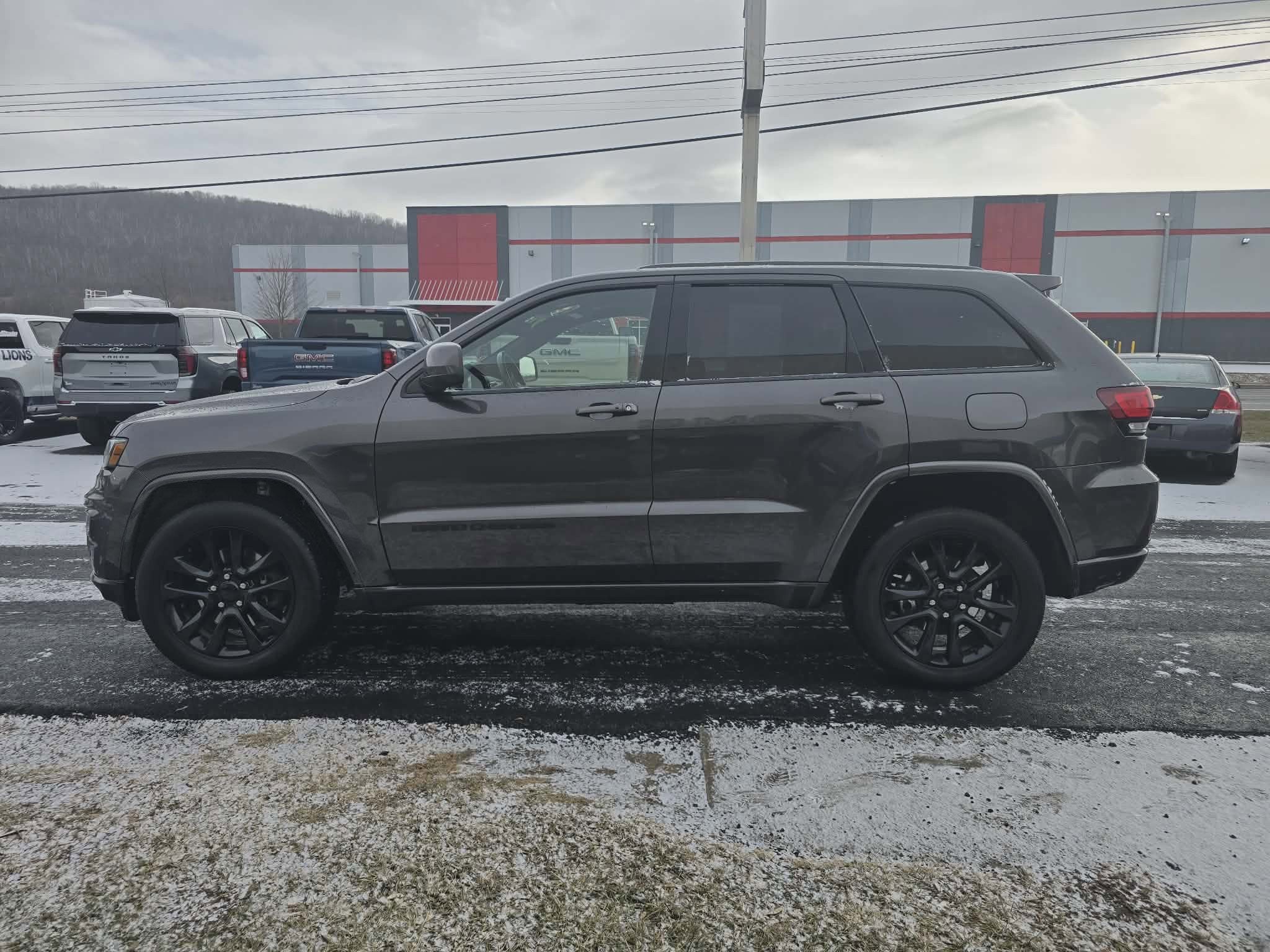 2021 Jeep Grand Cherokee Laredo X