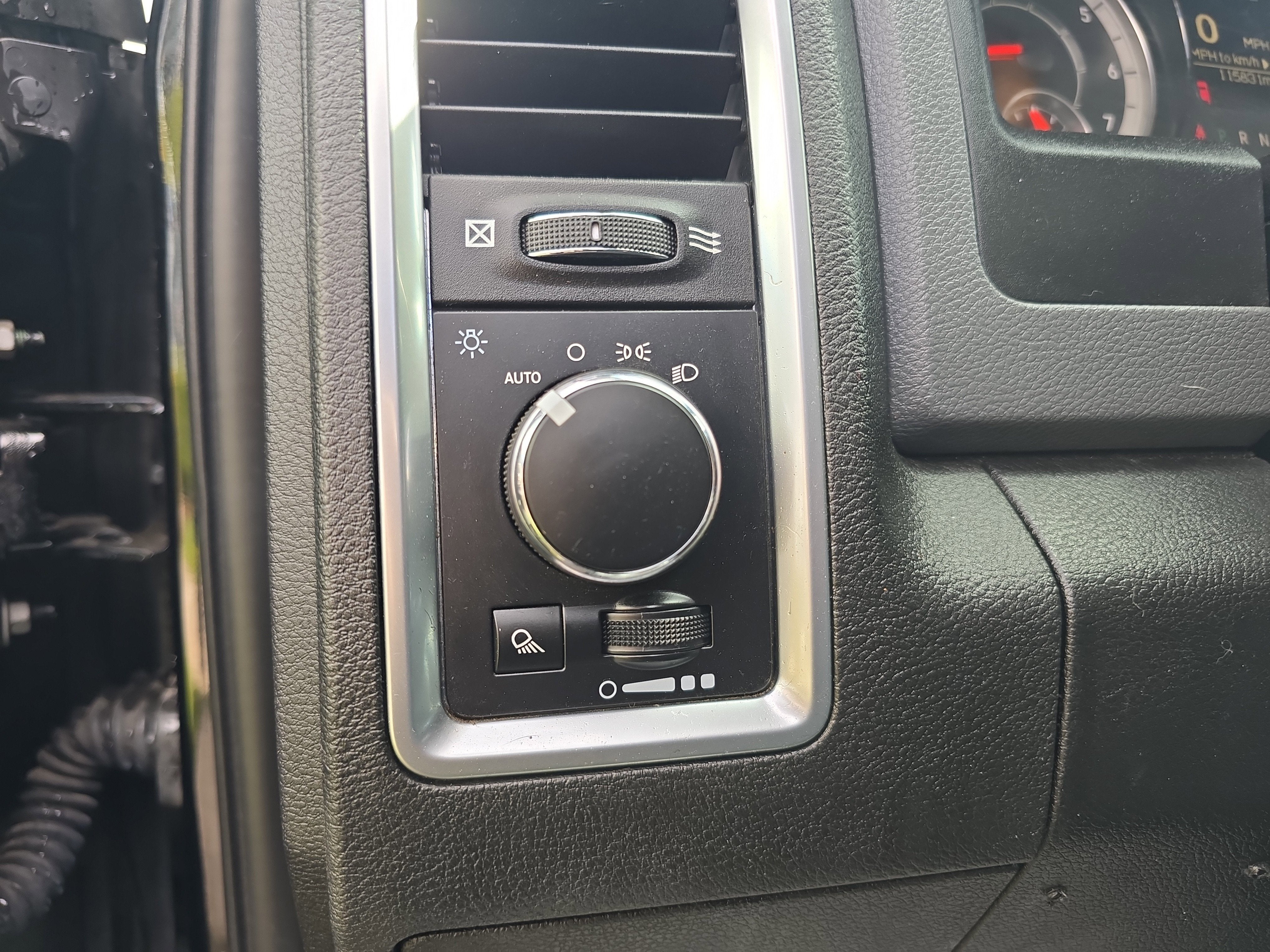 2019 RAM 1500 Classic SLT