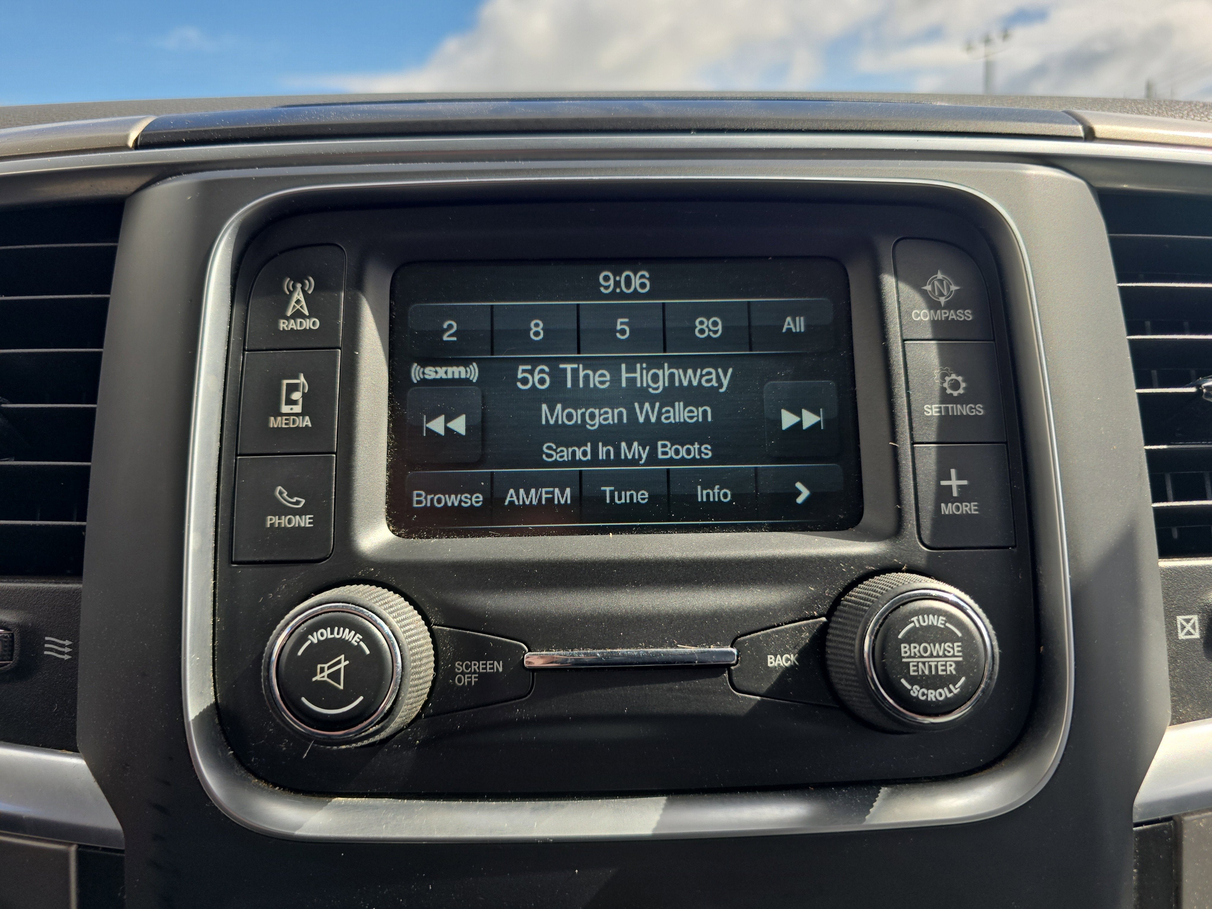 2019 RAM 1500 Classic SLT