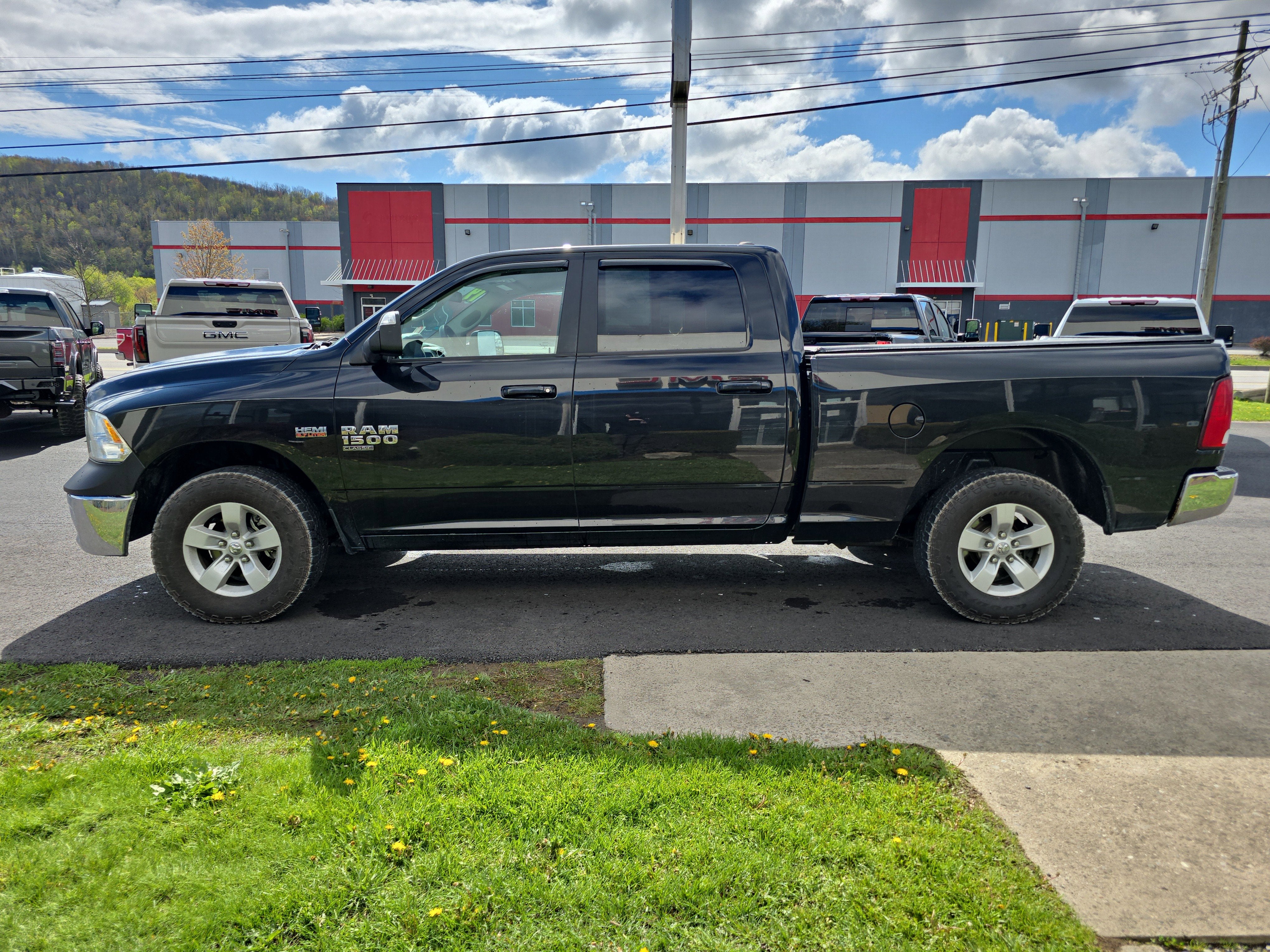 2019 RAM 1500 Classic SLT