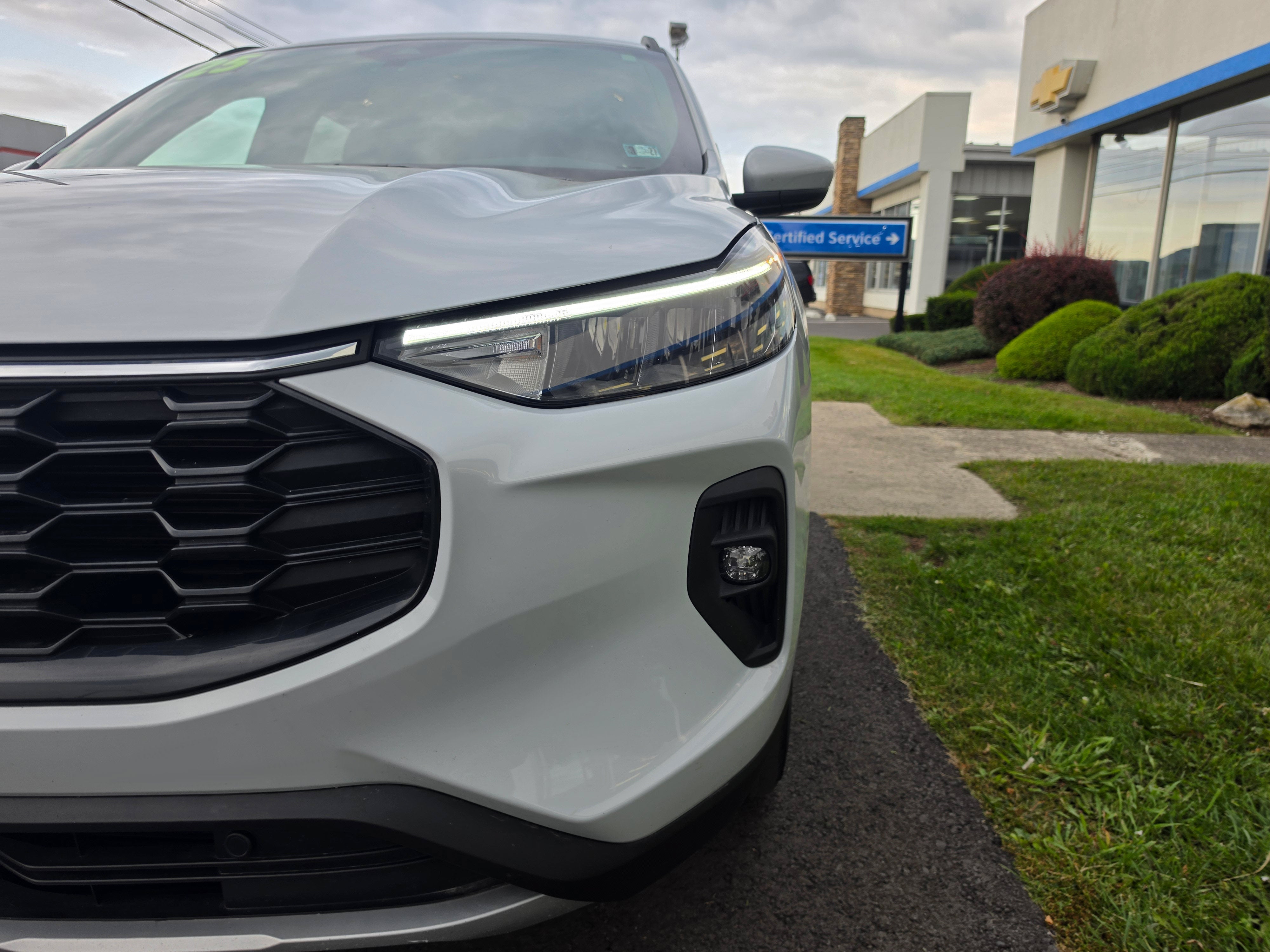 2025 Ford Escape ST-Line Select