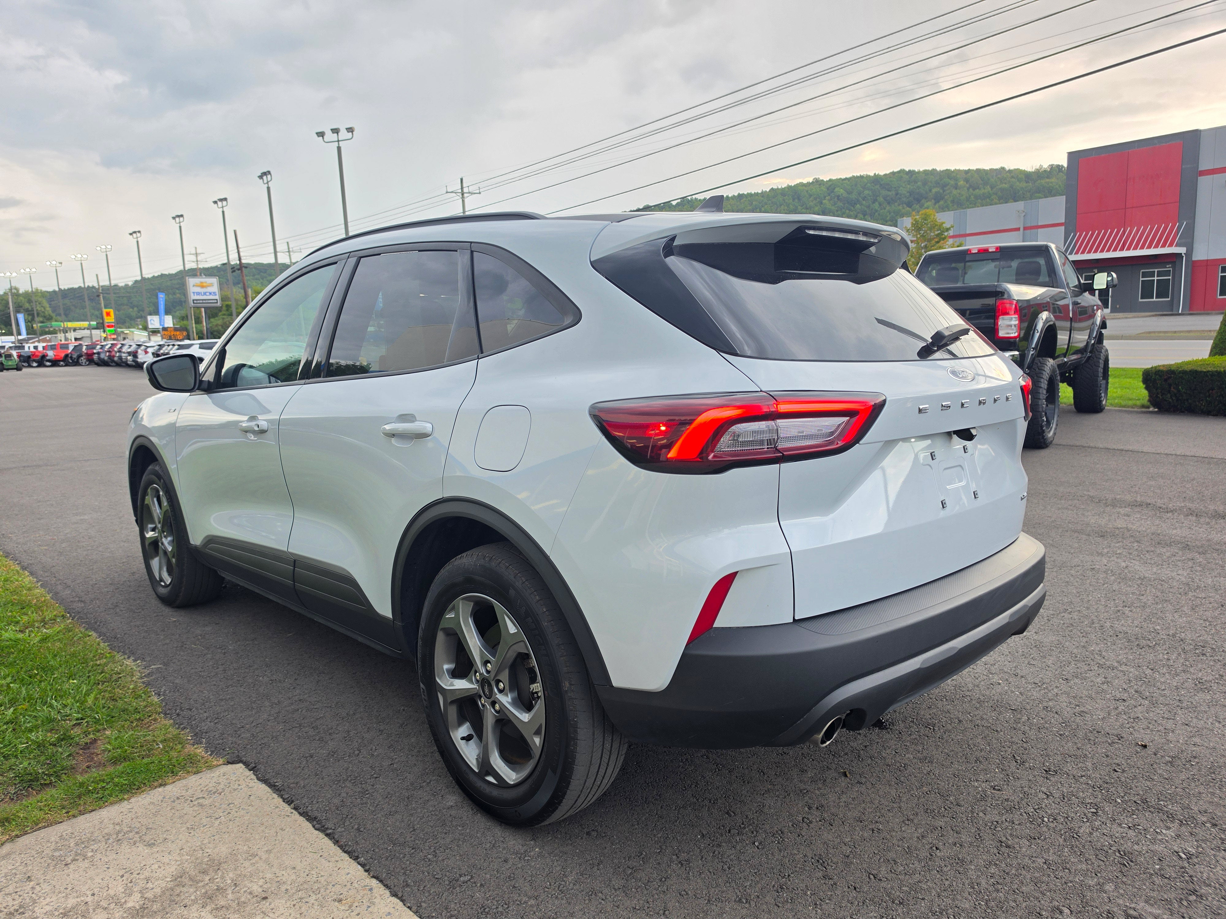 2025 Ford Escape ST-Line Select